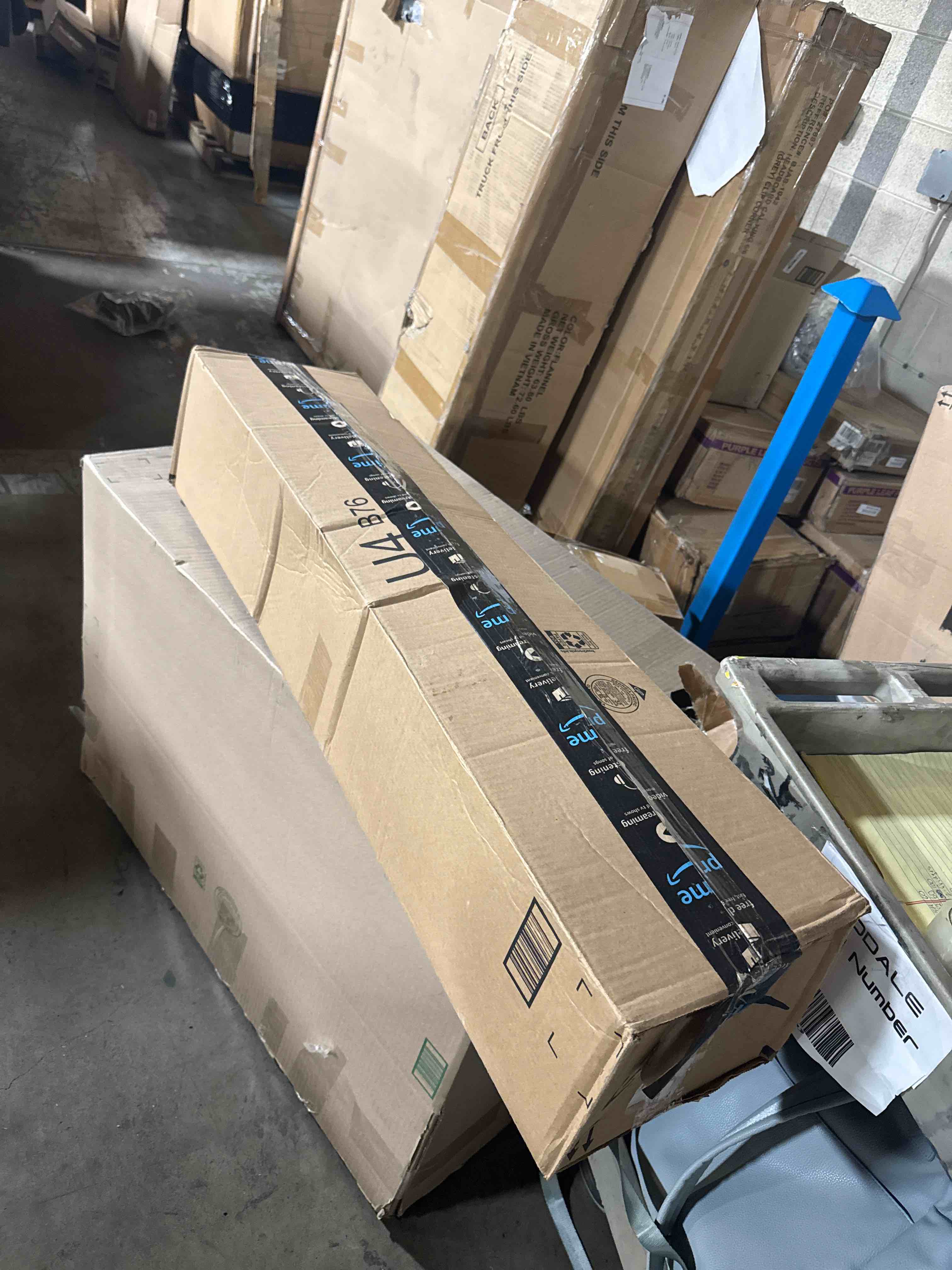 https://s3.amazonaws.com/lotting-images-prod/phillipi/TEA3364416_1756384383401.jpeg