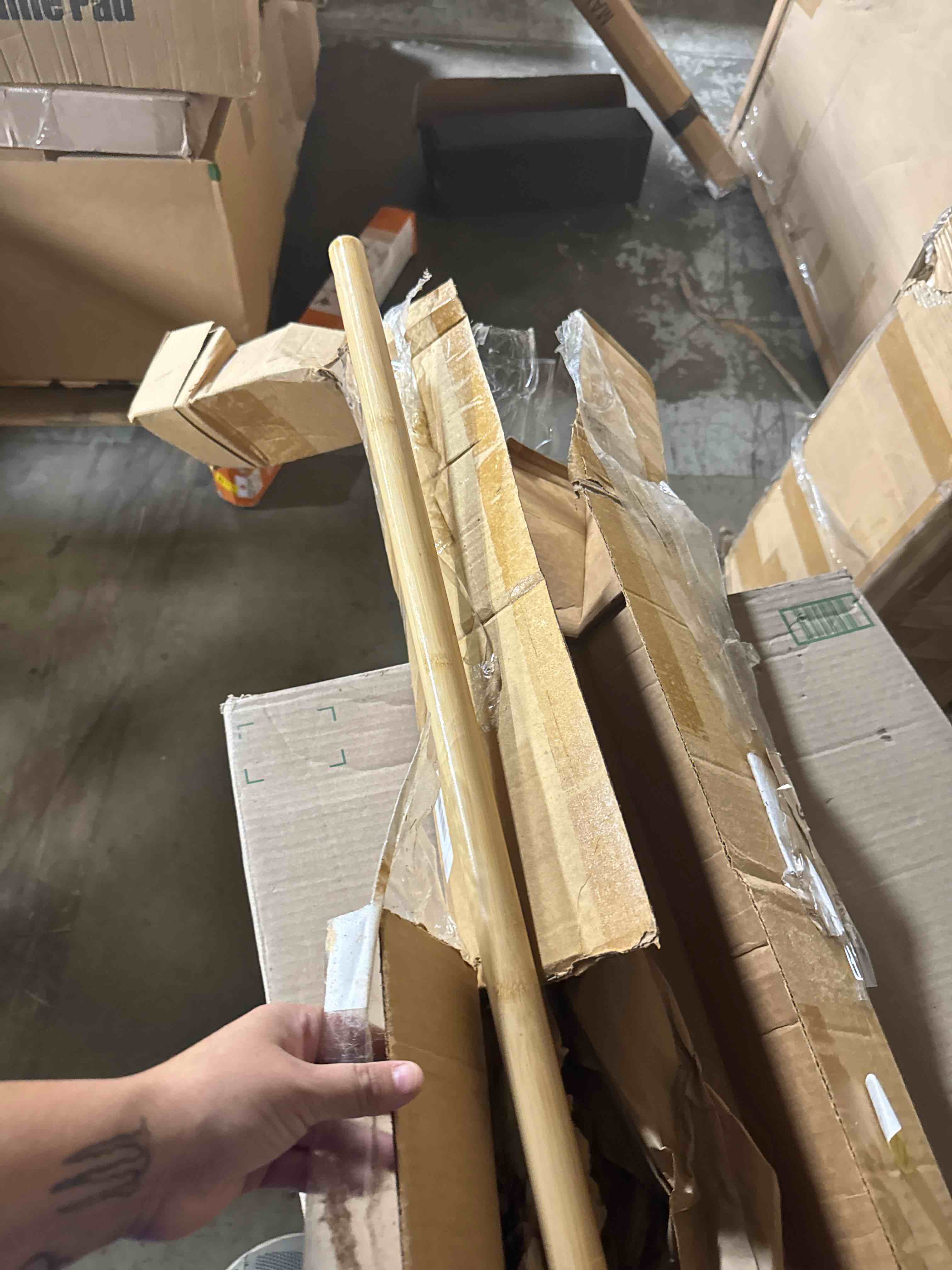https://s3.amazonaws.com/lotting-images-prod/phillipi/TEA3364418_1756384526894.jpeg