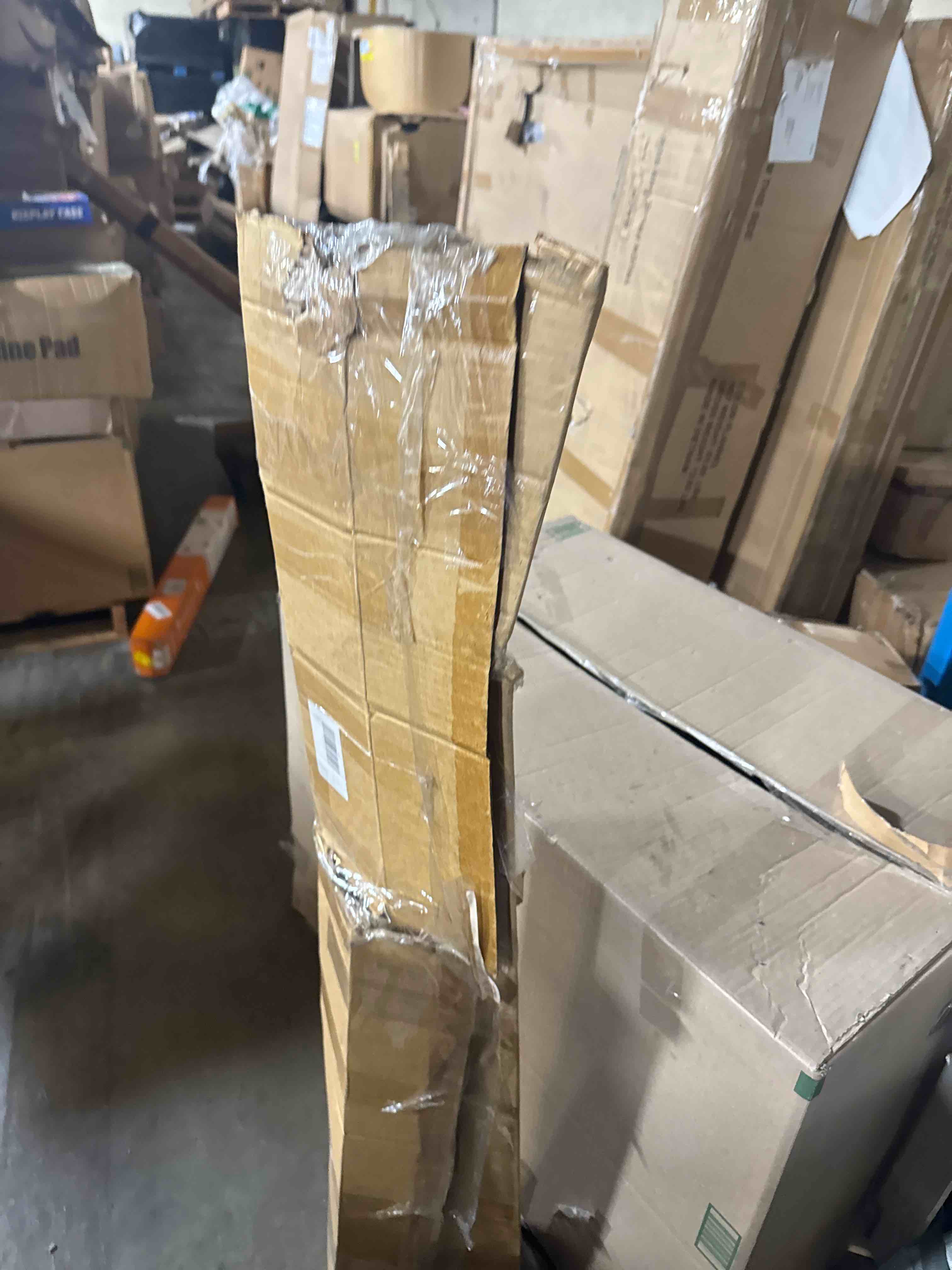 https://s3.amazonaws.com/lotting-images-prod/phillipi/TEA3364418_1756384577398.jpeg