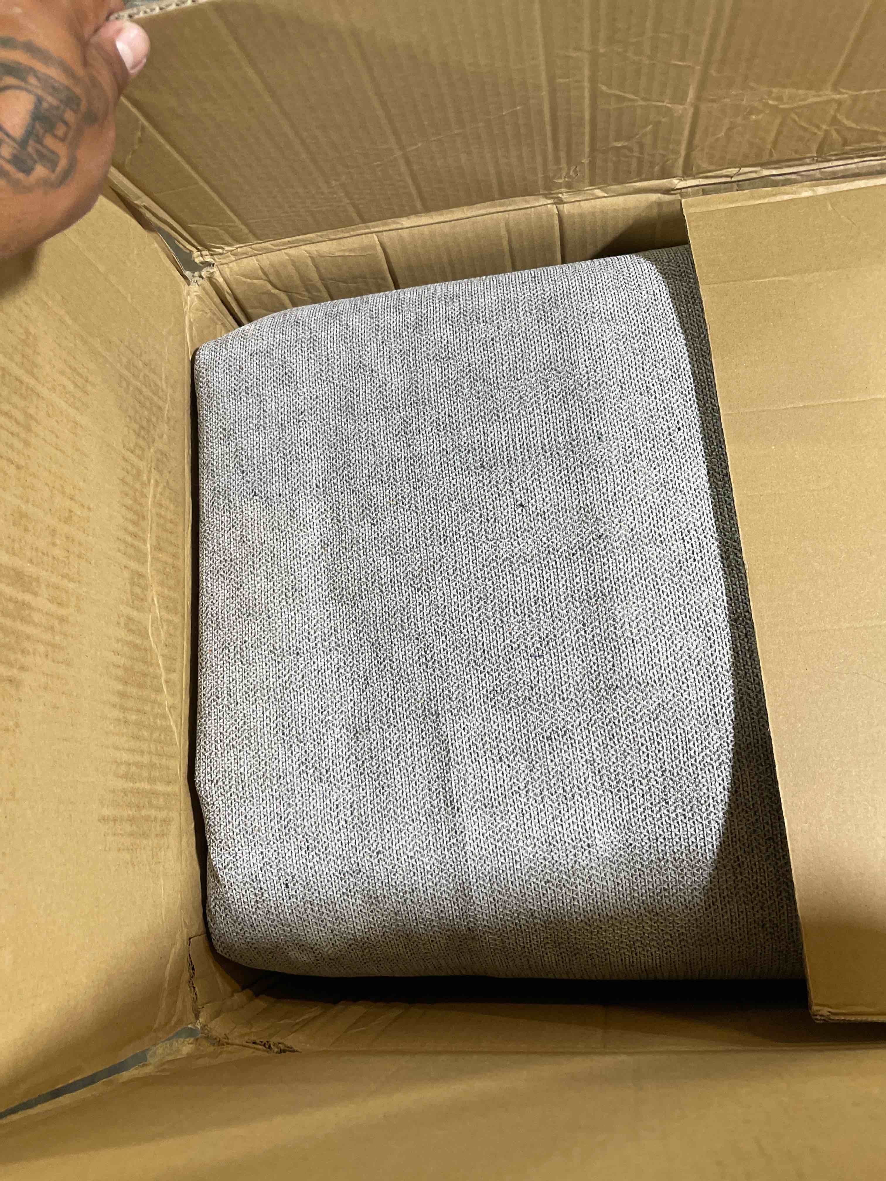 https://s3.amazonaws.com/lotting-images-prod/phillipi/TEA3364526_1756555023365.jpeg