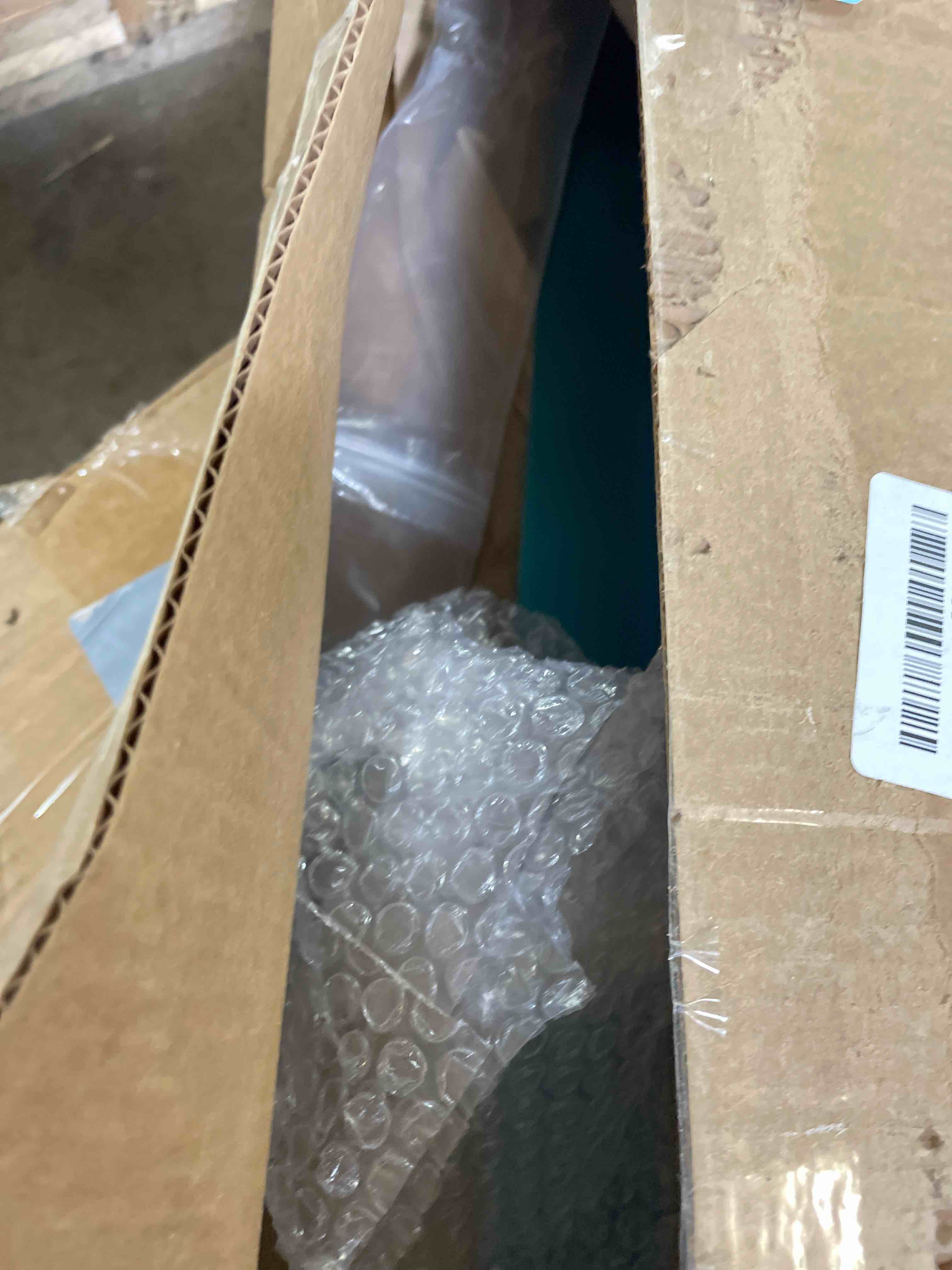https://s3.amazonaws.com/lotting-images-prod/phillipi/TEA3364527_1756555209544.jpeg
