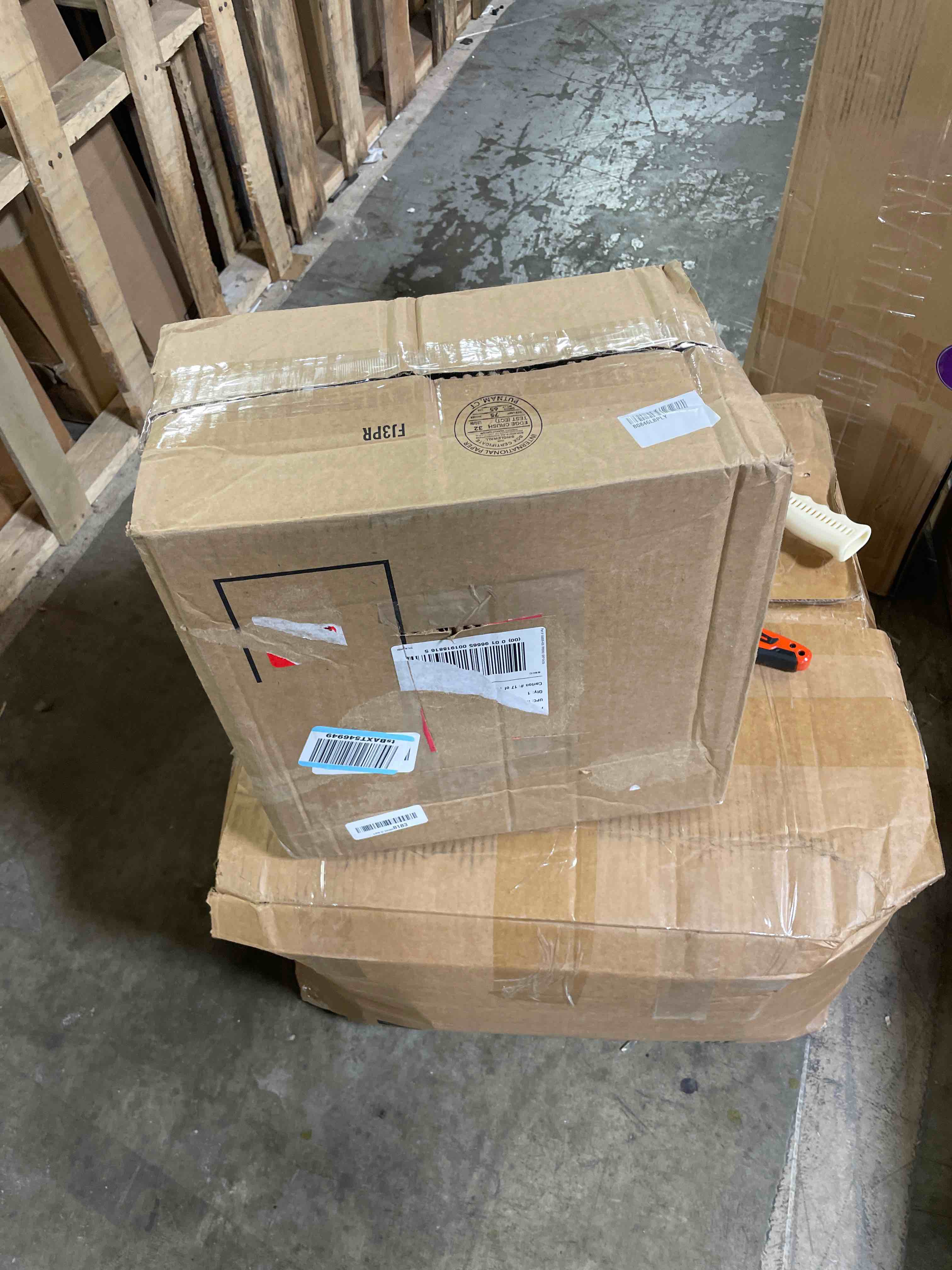 https://s3.amazonaws.com/lotting-images-prod/phillipi/TEA3364530_1756555653713.jpeg