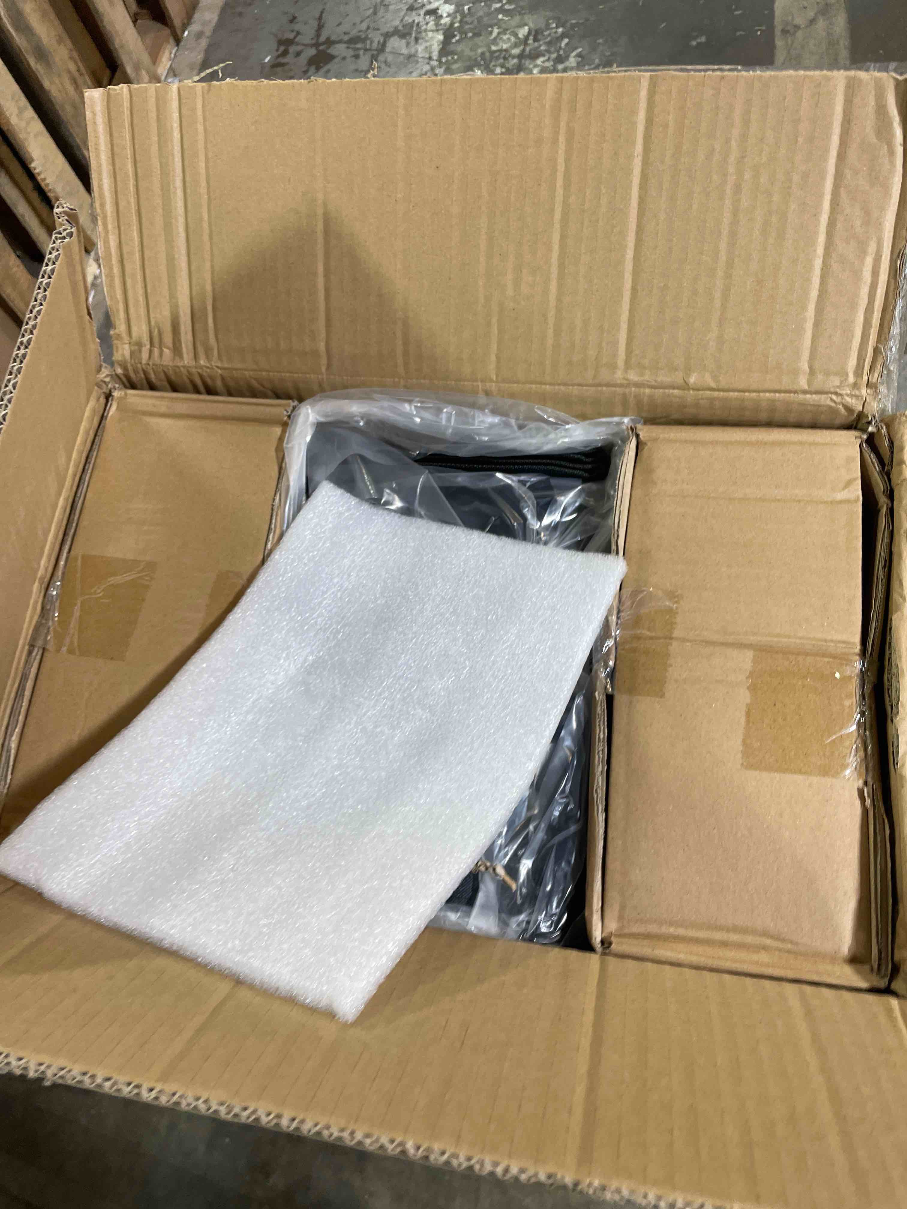 https://s3.amazonaws.com/lotting-images-prod/phillipi/TEA3364537_1756556846264.jpeg