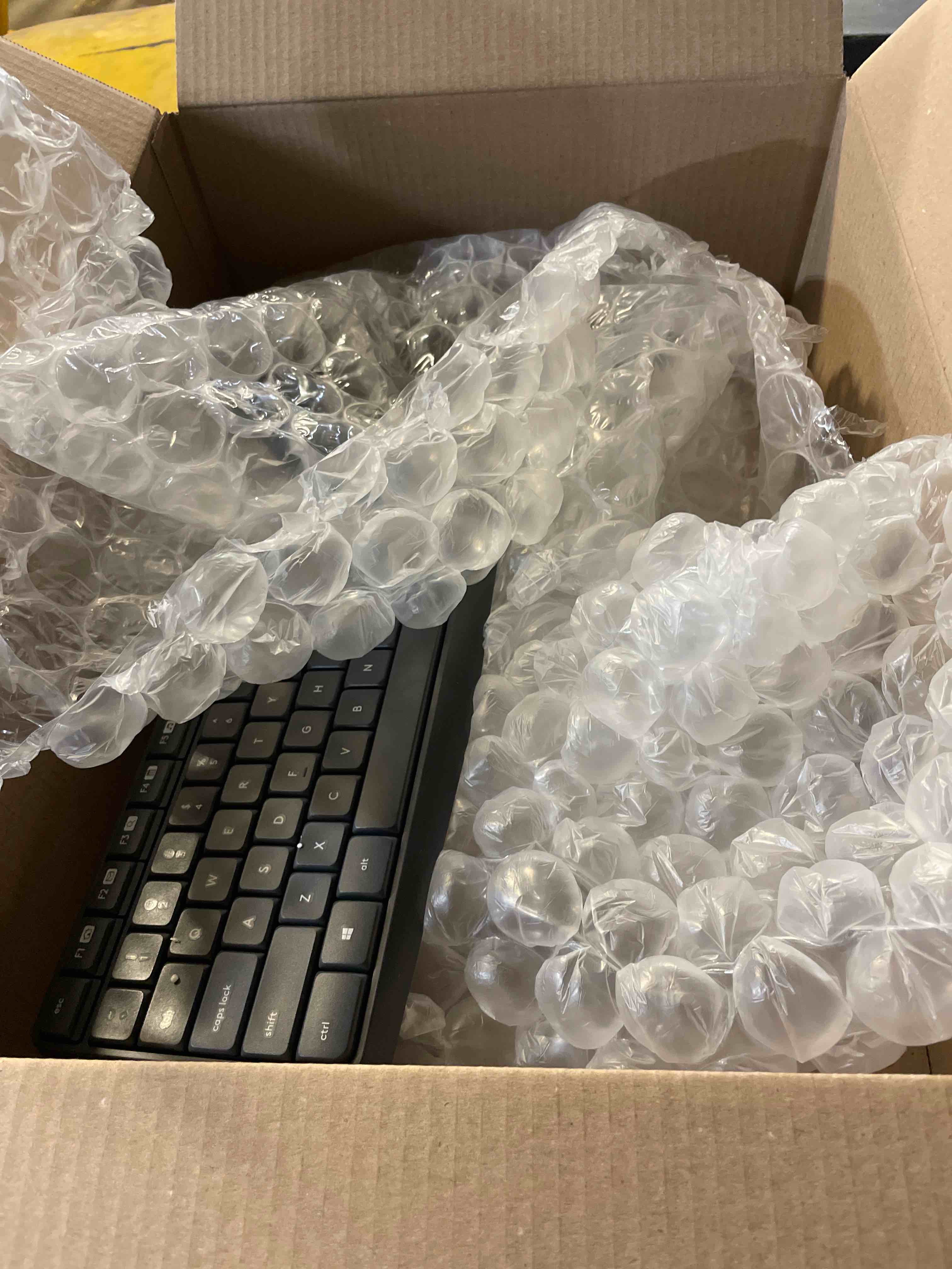 https://s3.amazonaws.com/lotting-images-prod/phillipi/TEA3364582_1756567791419.jpeg