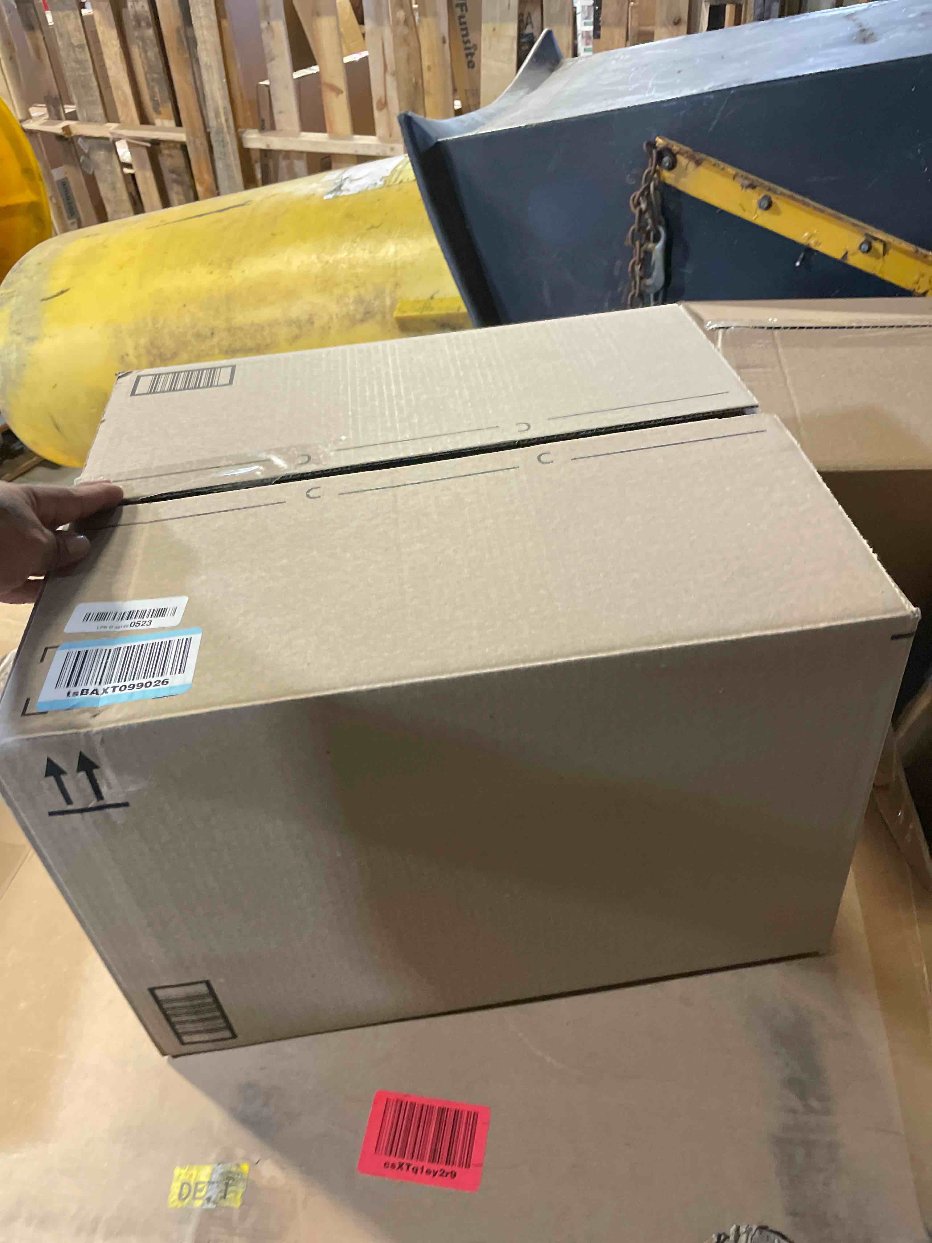 https://s3.amazonaws.com/lotting-images-prod/phillipi/TEA3364590_1756568902311.jpeg