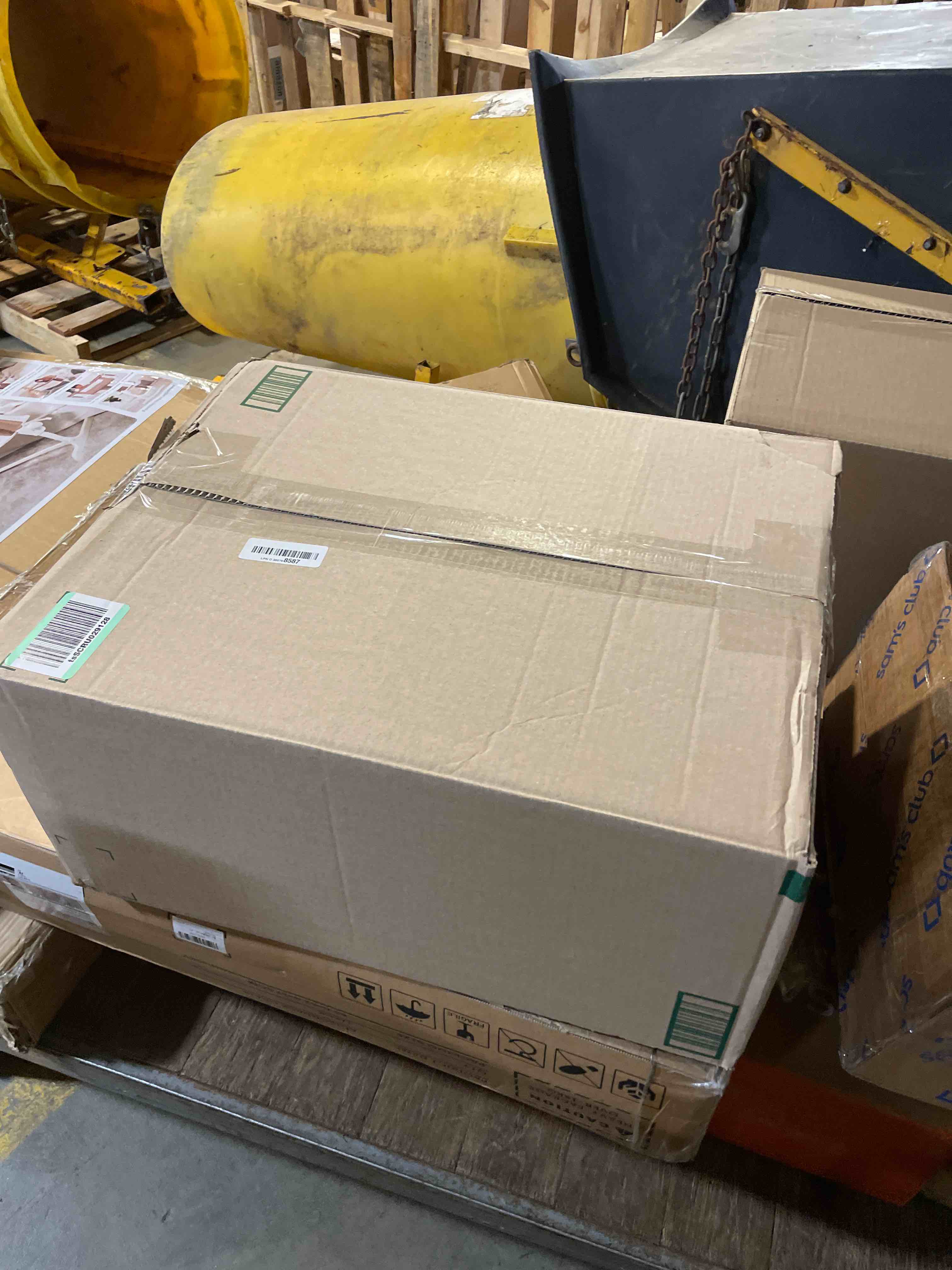 https://s3.amazonaws.com/lotting-images-prod/phillipi/TEA3364592_1756569163878.jpeg