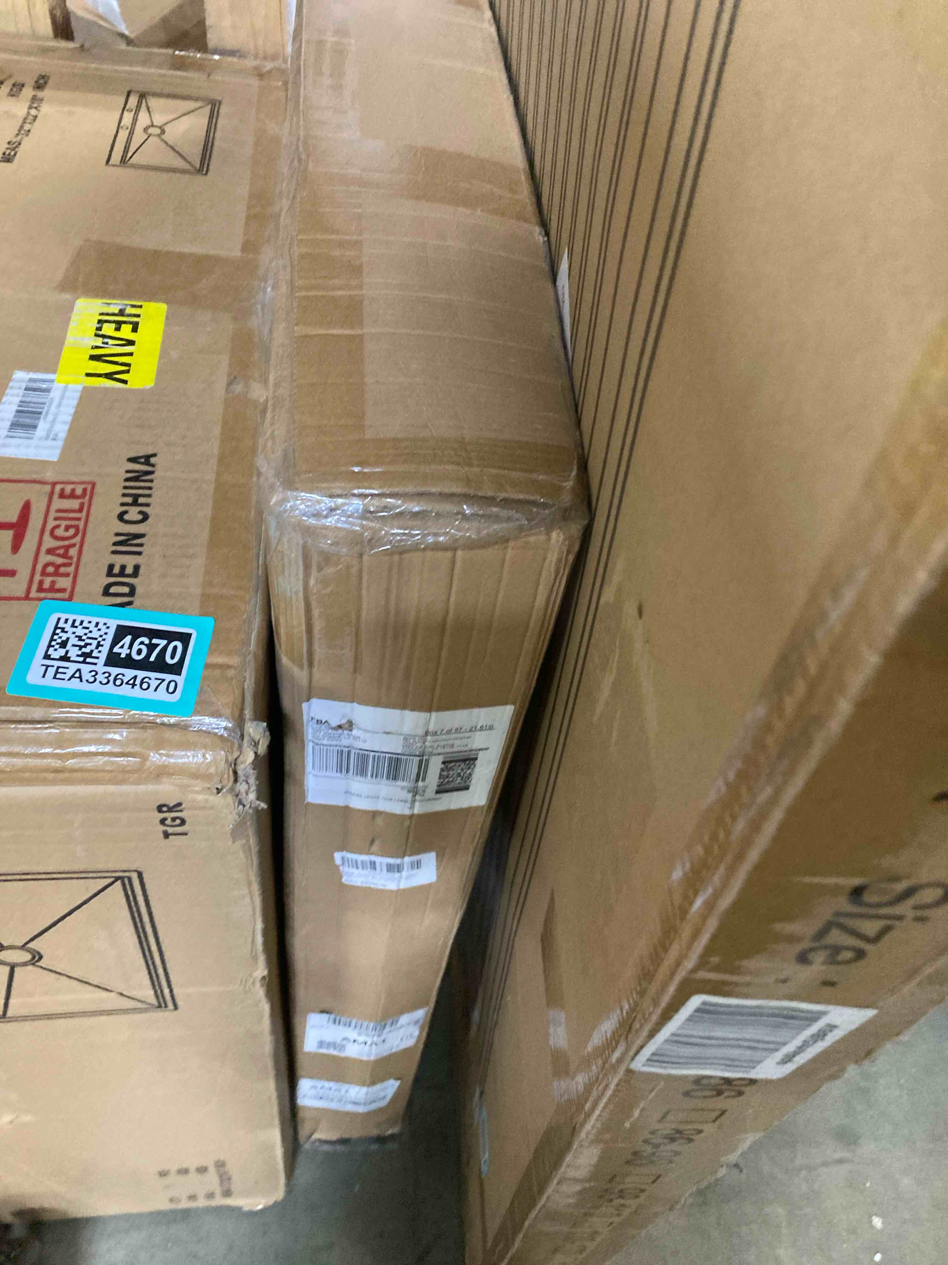 https://s3.amazonaws.com/lotting-images-prod/phillipi/TEA3364671_1756741823957.jpeg