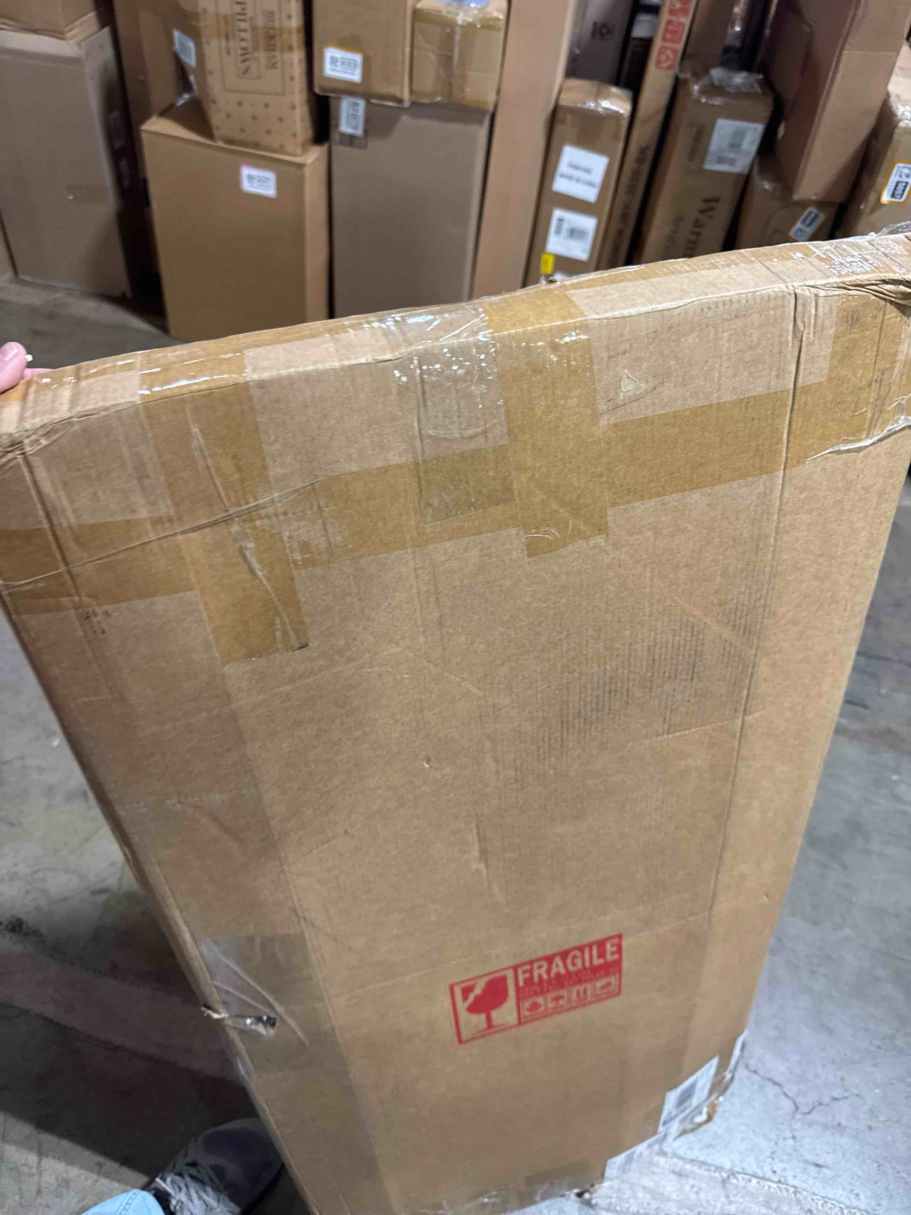 https://s3.amazonaws.com/lotting-images-prod/phillipi/TEA3364720_1756820598323.jpeg