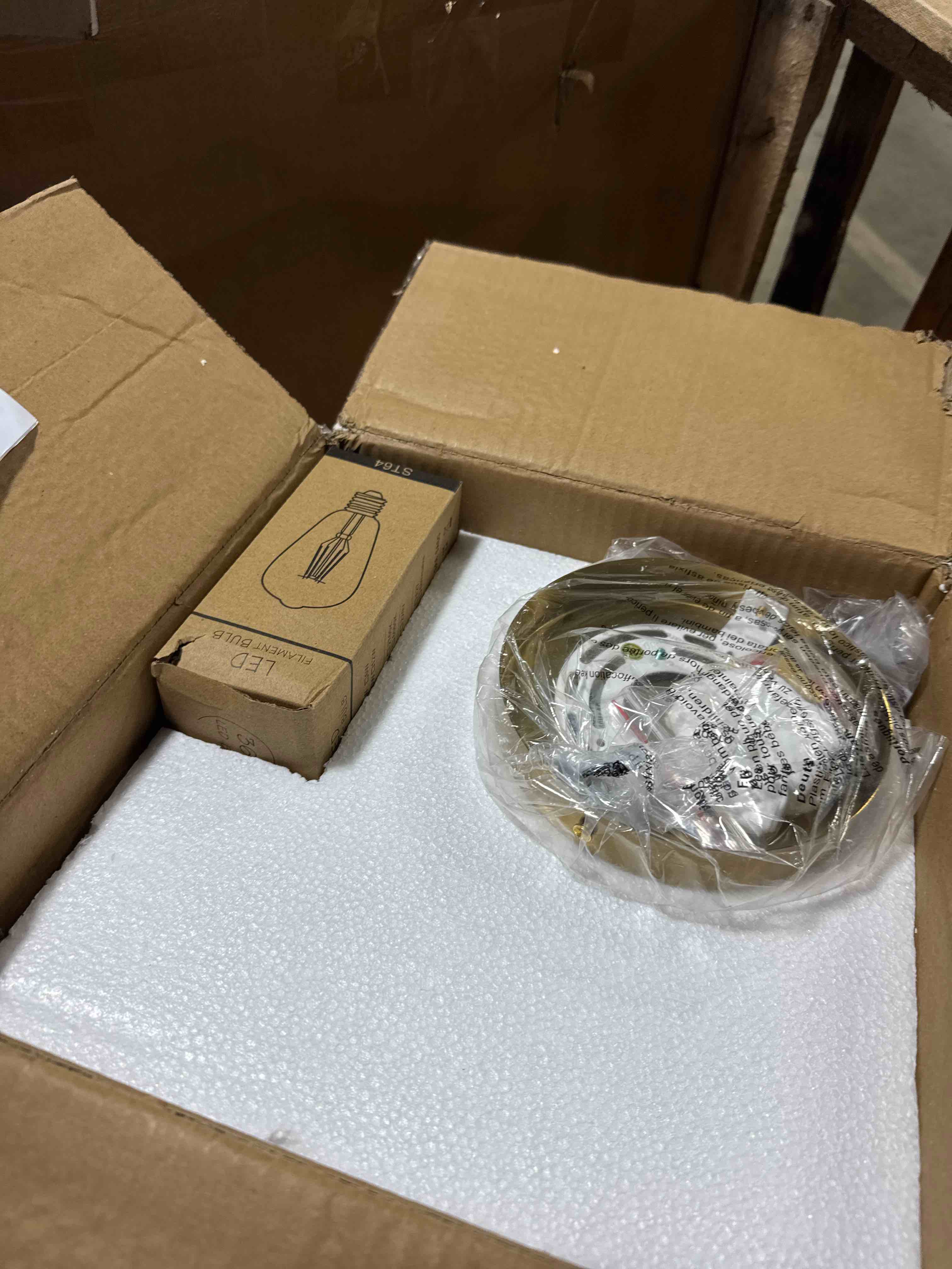 https://s3.amazonaws.com/lotting-images-prod/phillipi/TEA3364723_1756821130524.jpeg