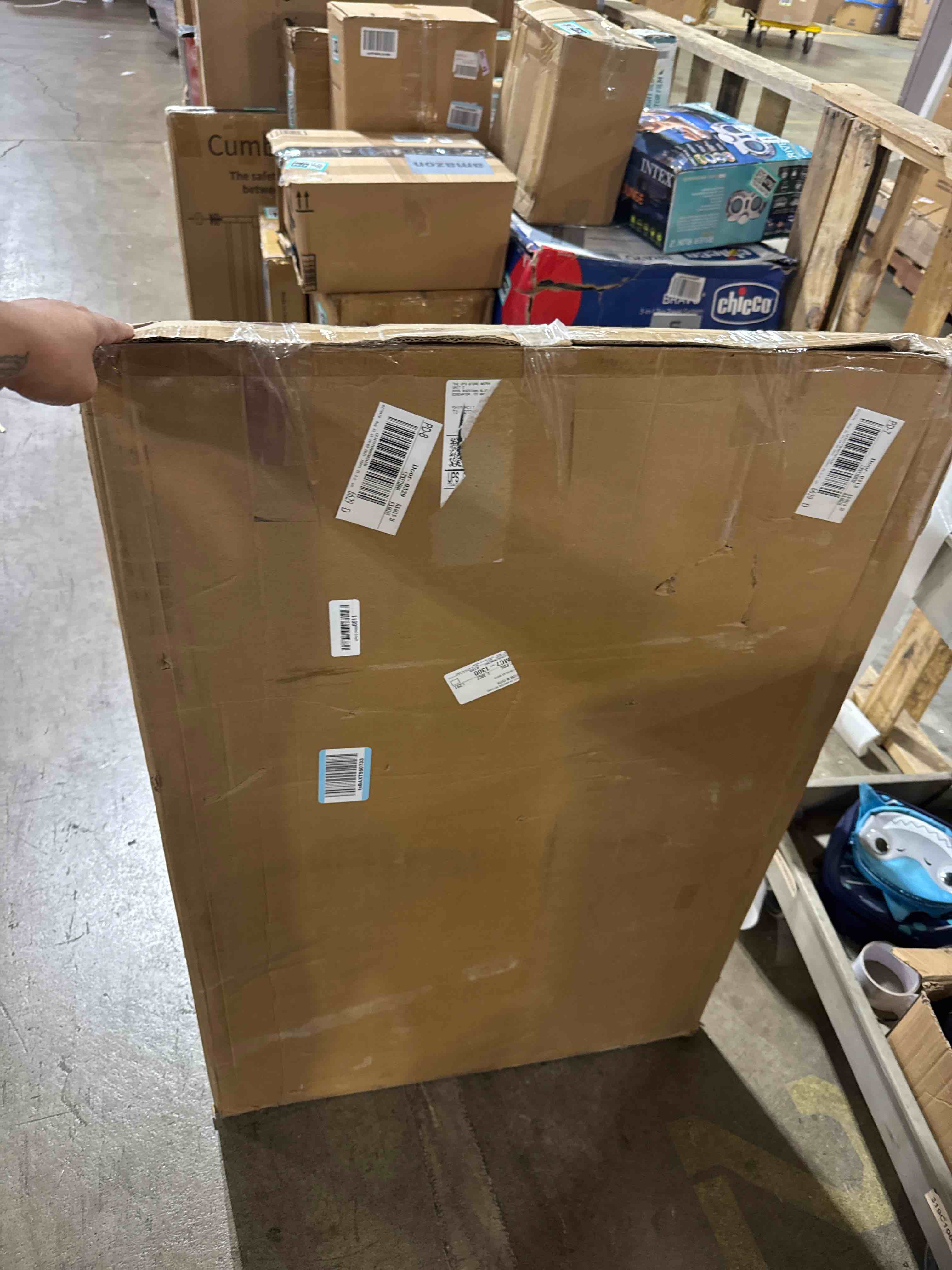https://s3.amazonaws.com/lotting-images-prod/phillipi/TEA3364760_1756826576728.jpeg