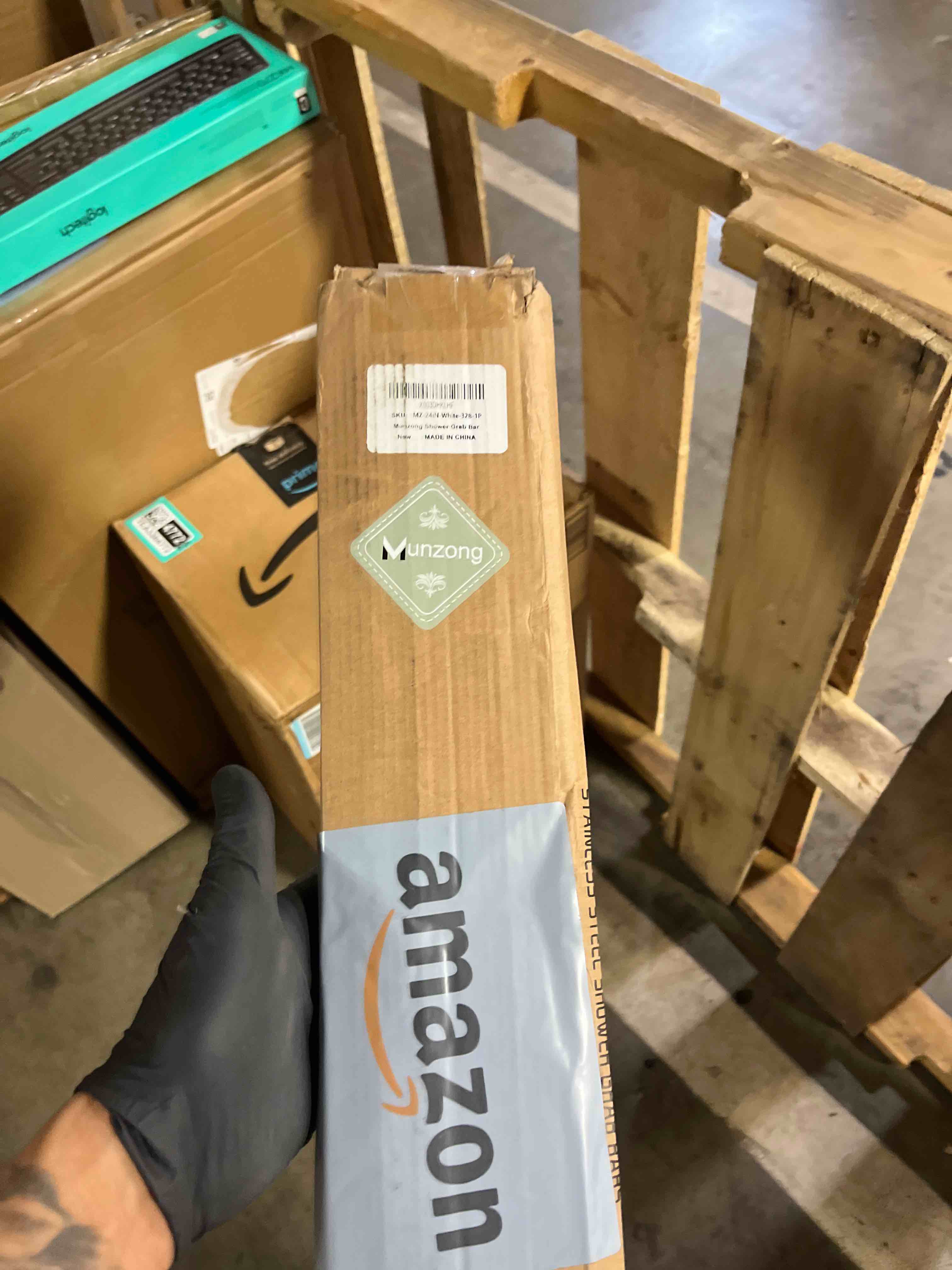 https://s3.amazonaws.com/lotting-images-prod/phillipi/TEA3364778_1756836671560.jpeg