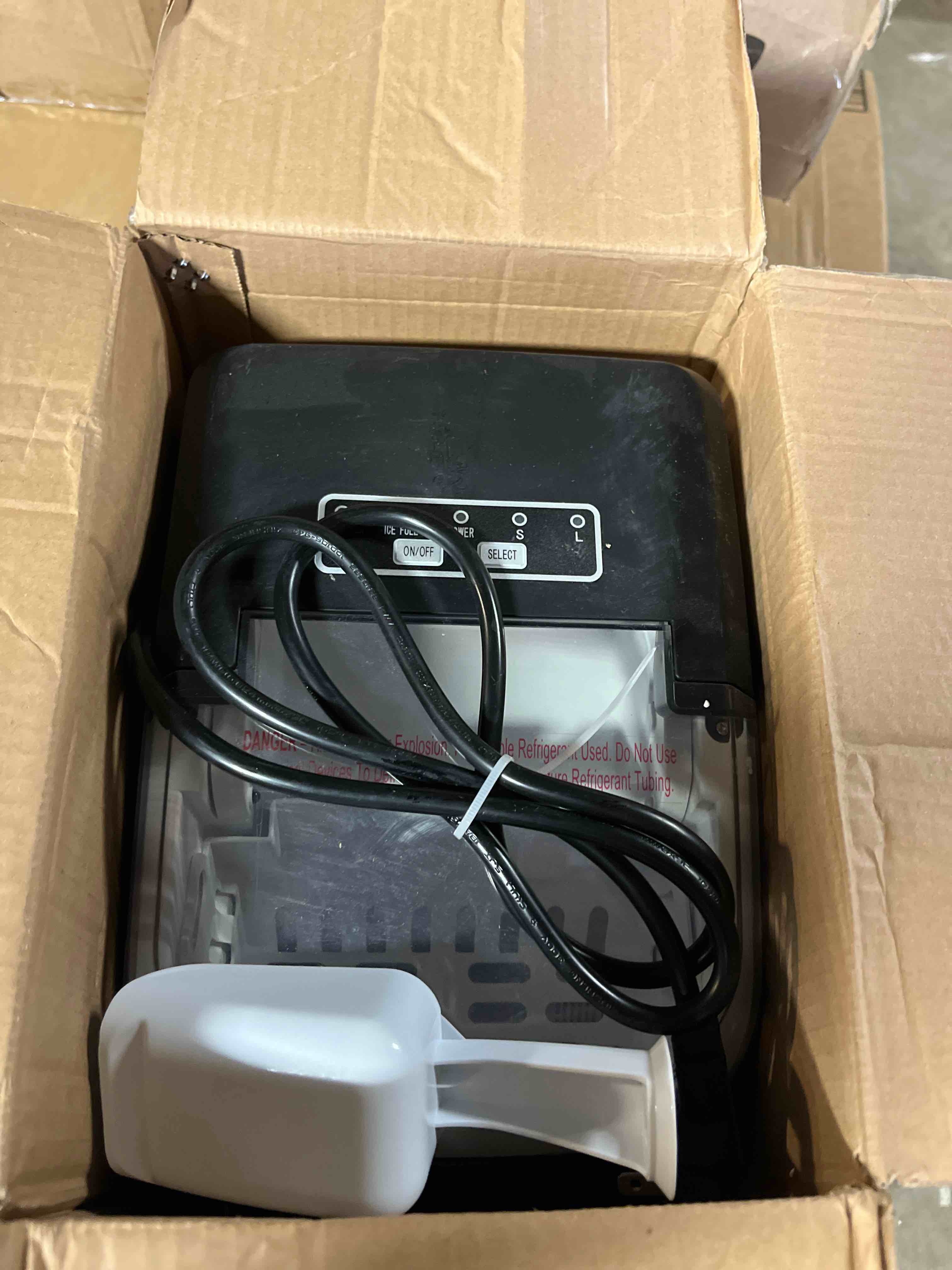https://s3.amazonaws.com/lotting-images-prod/phillipi/TEA3364815_1756840740516.jpeg