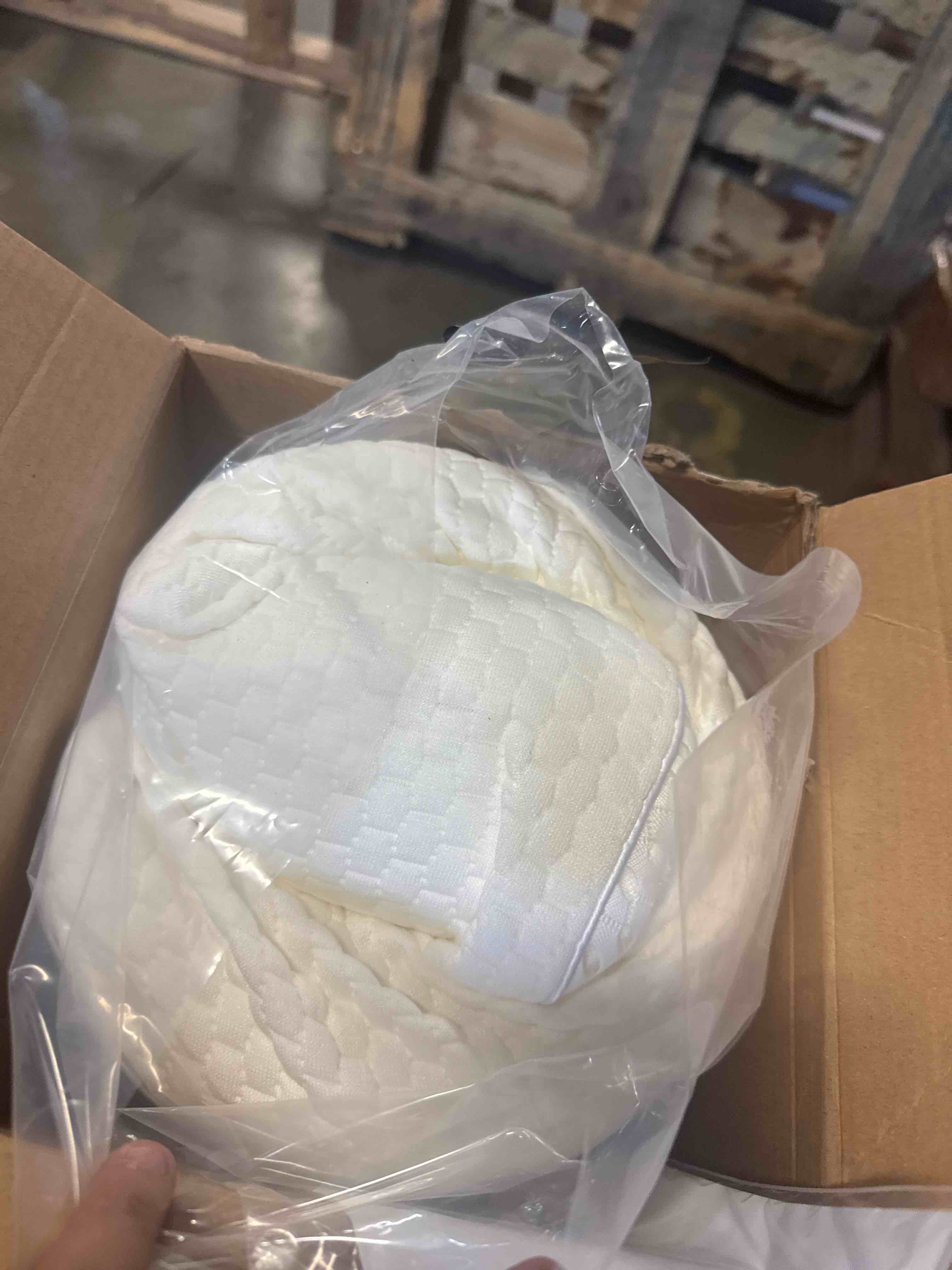 https://s3.amazonaws.com/lotting-images-prod/phillipi/TEA3364826_1756914979704.jpeg