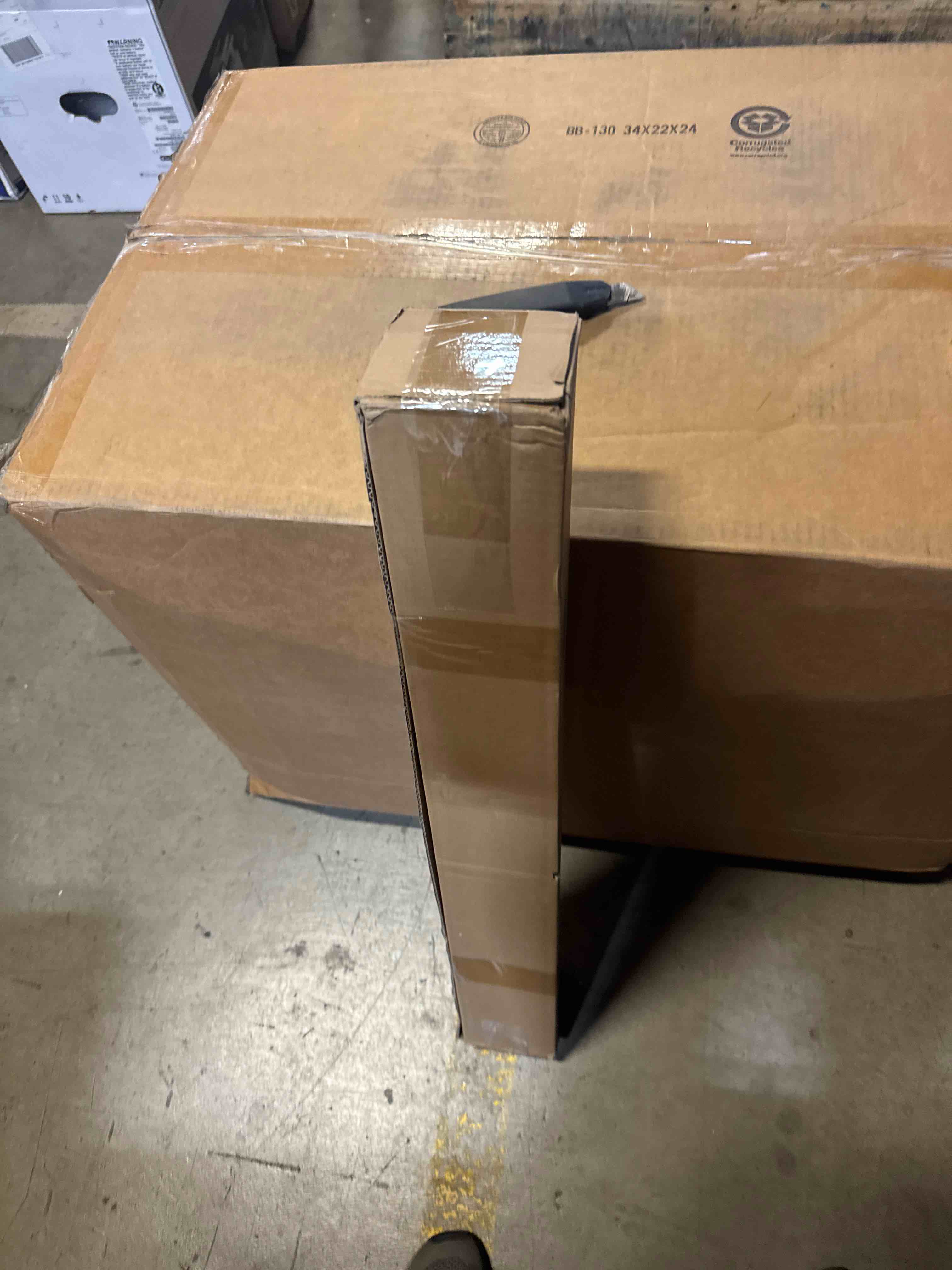 https://s3.amazonaws.com/lotting-images-prod/phillipi/TEA3364836_1756916240344.jpeg