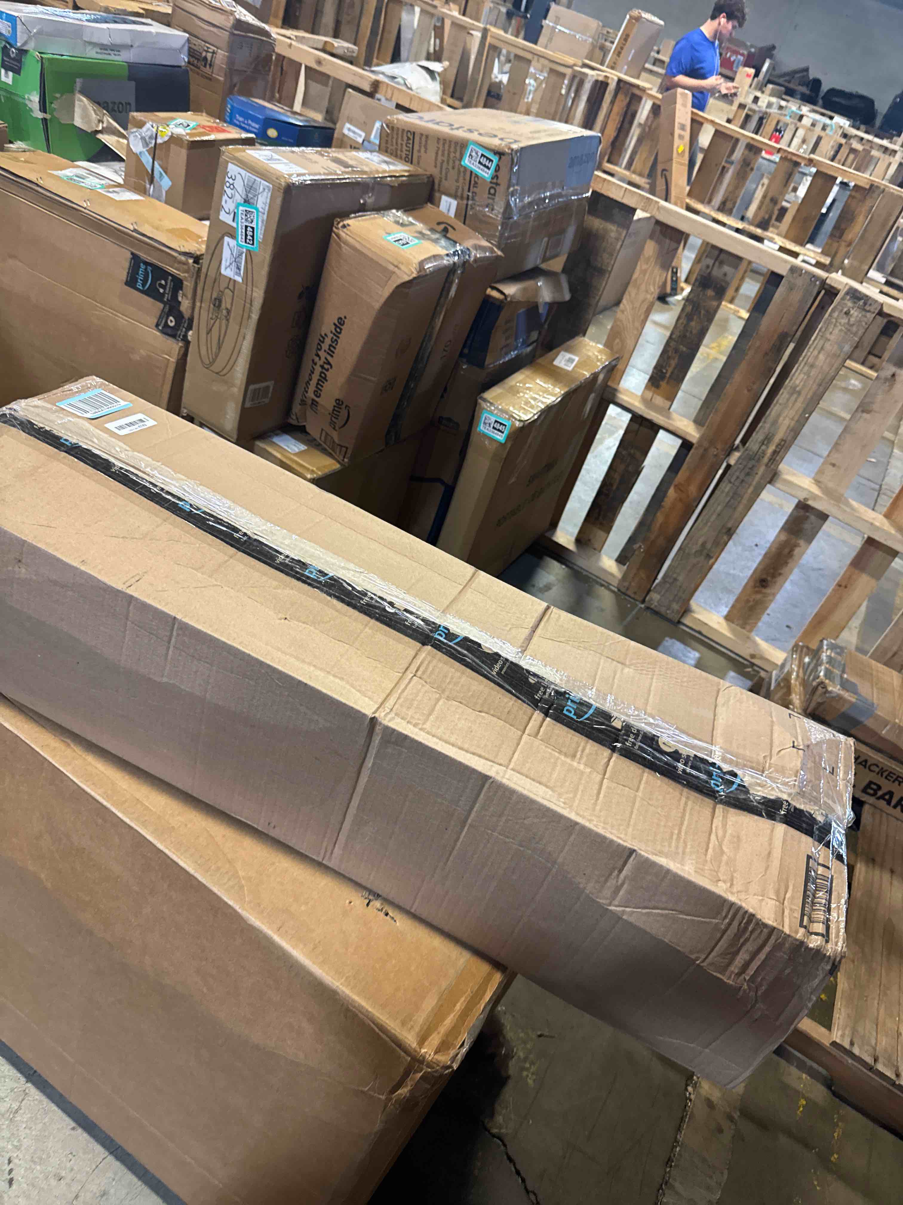 https://s3.amazonaws.com/lotting-images-prod/phillipi/TEA3364846_1756918186080.jpeg