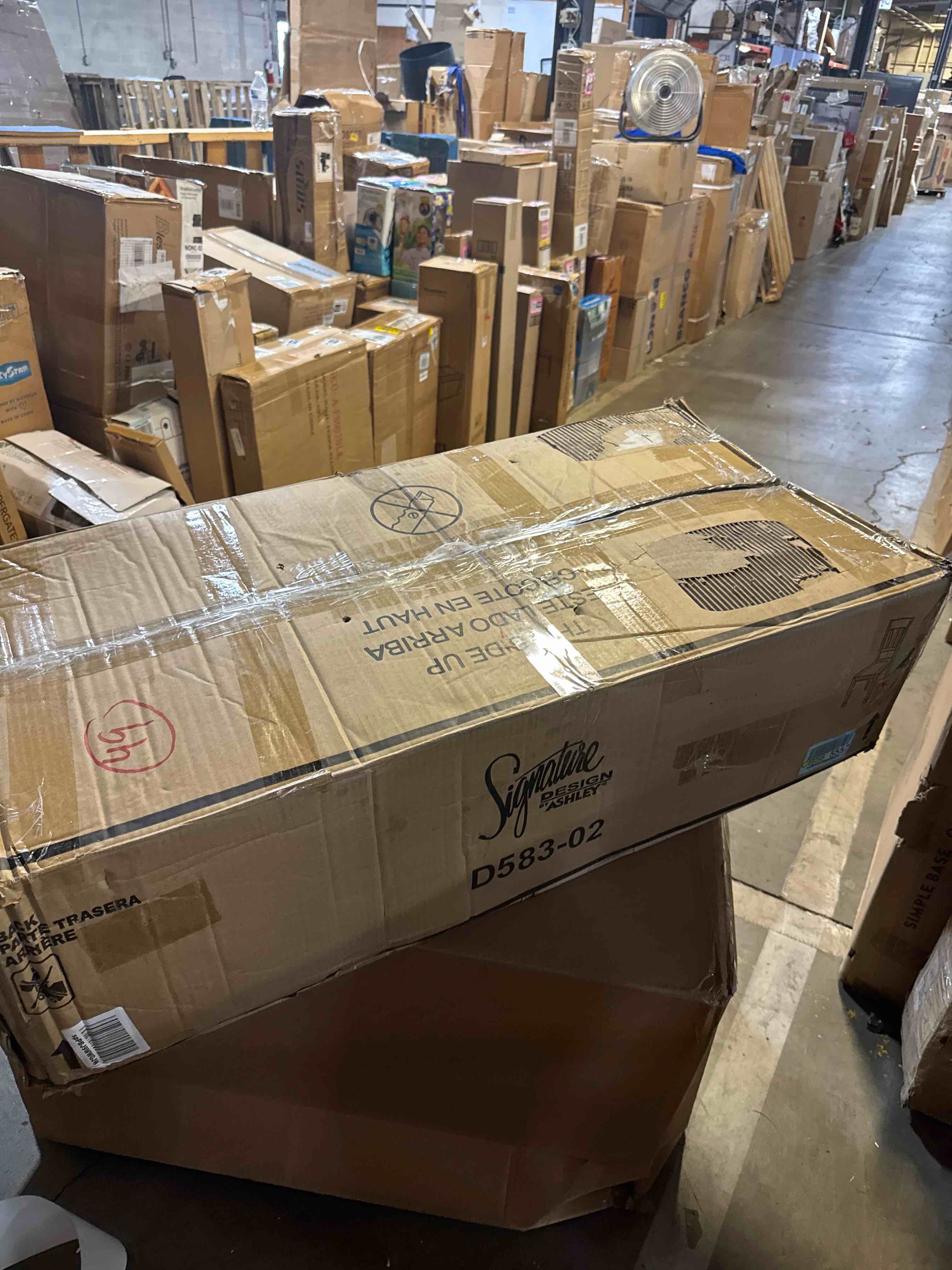 https://s3.amazonaws.com/lotting-images-prod/phillipi/TEA3364860_1756921369765.jpeg