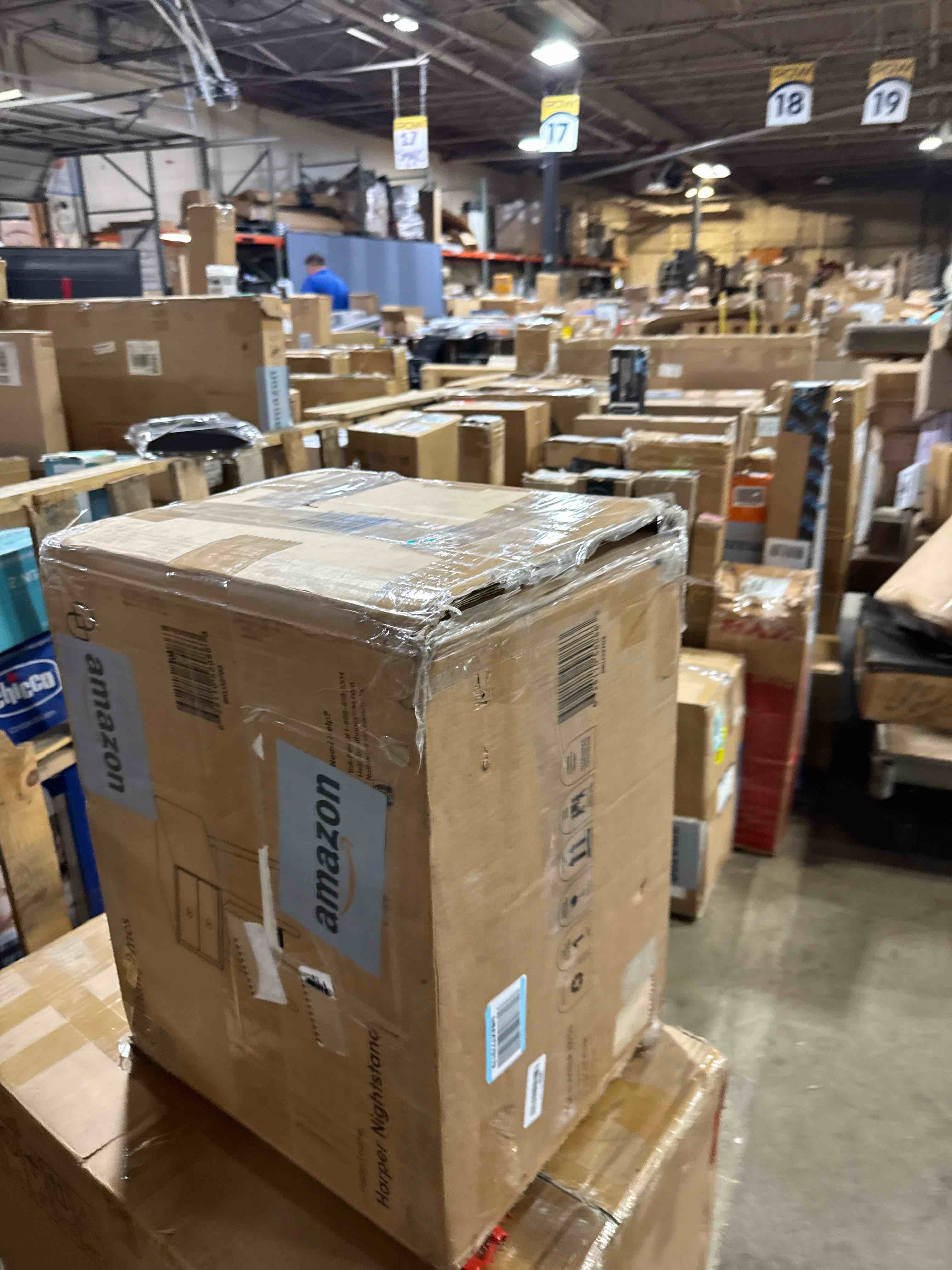 https://s3.amazonaws.com/lotting-images-prod/phillipi/TEA3364885_1757003733291.jpeg