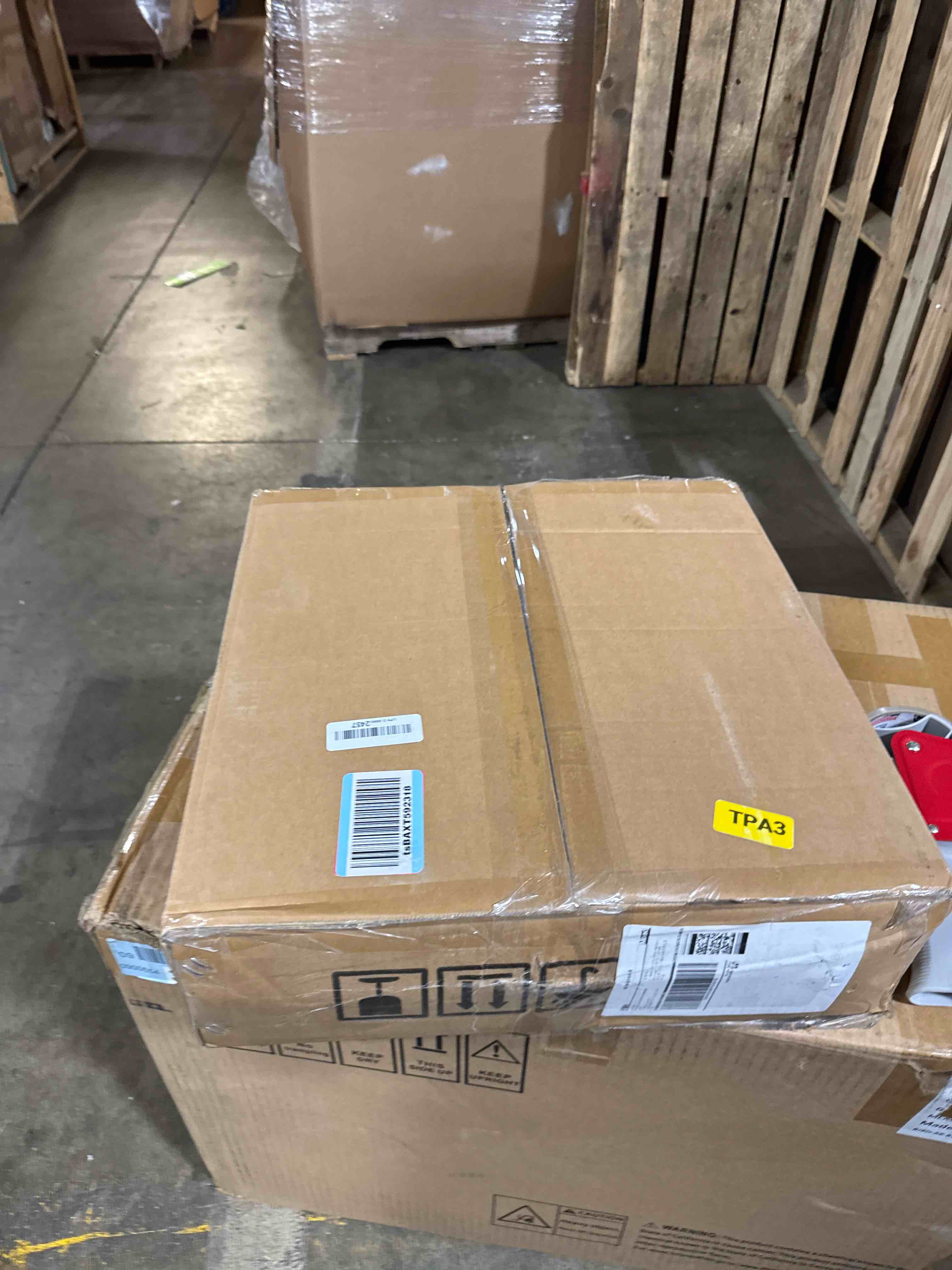 https://s3.amazonaws.com/lotting-images-prod/phillipi/TEA3364887_1757003975785.jpeg