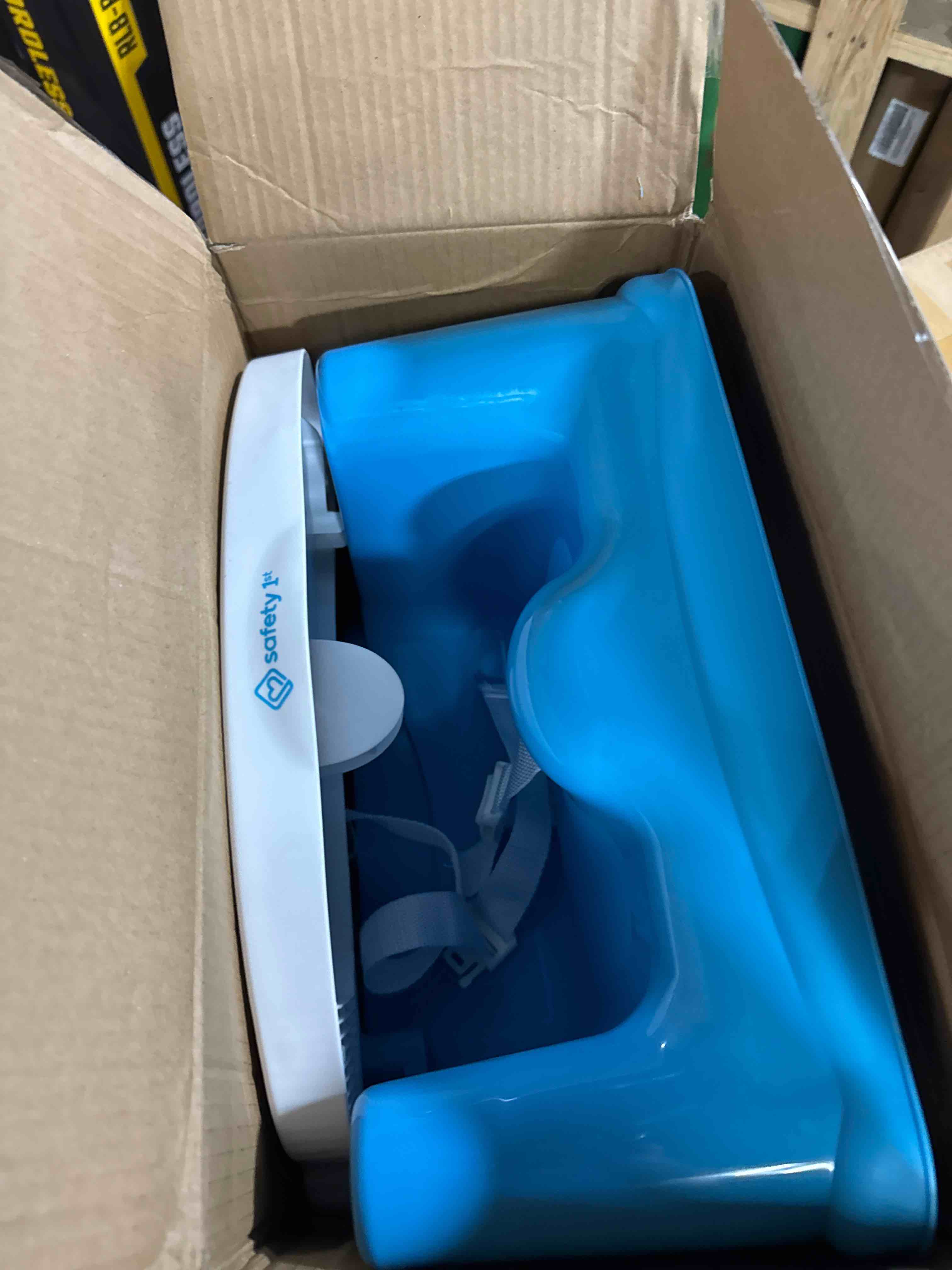 https://s3.amazonaws.com/lotting-images-prod/phillipi/TEA3364895_1757005347585.jpeg