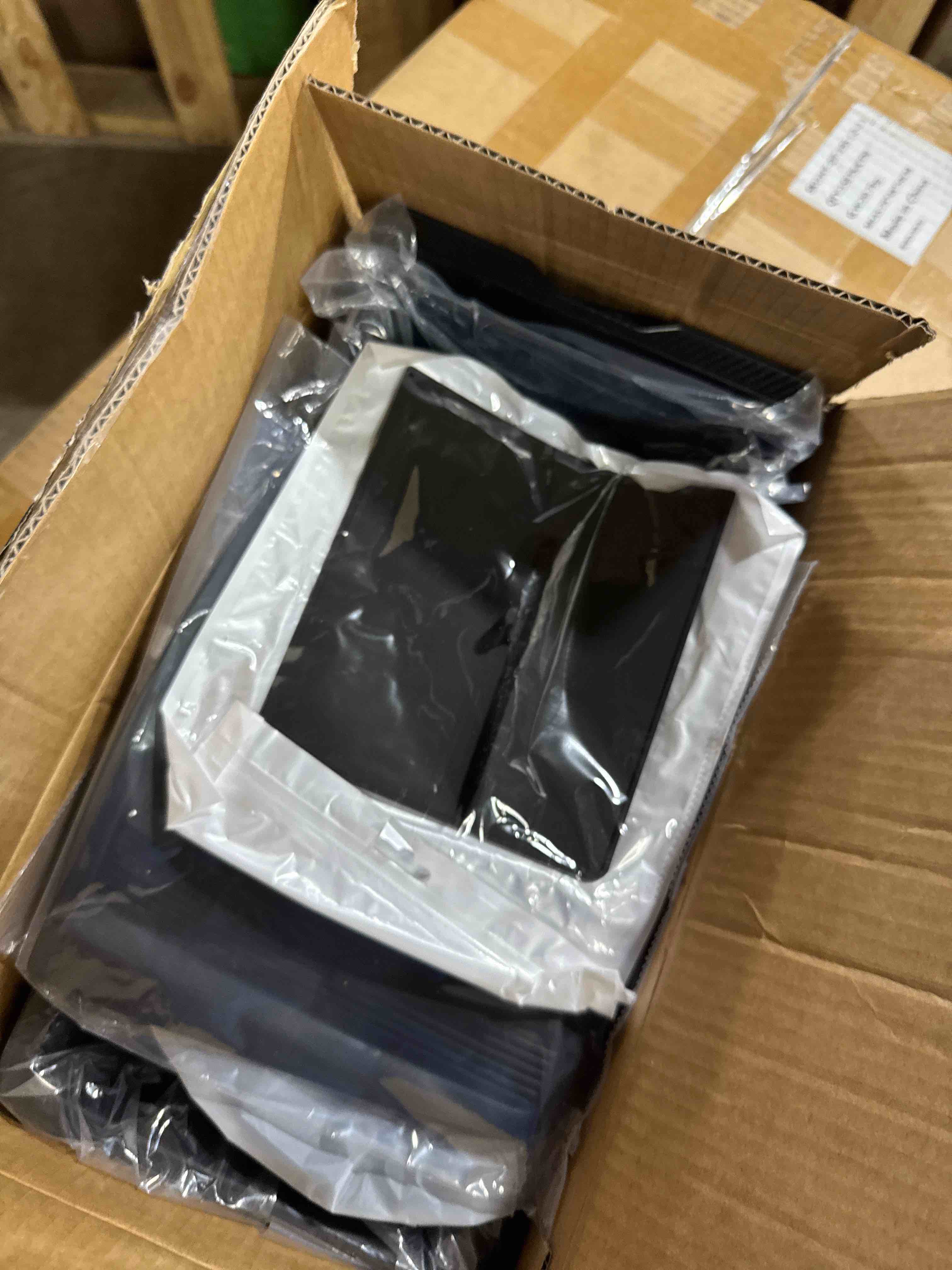https://s3.amazonaws.com/lotting-images-prod/phillipi/TEA3364896_1757005536126.jpeg