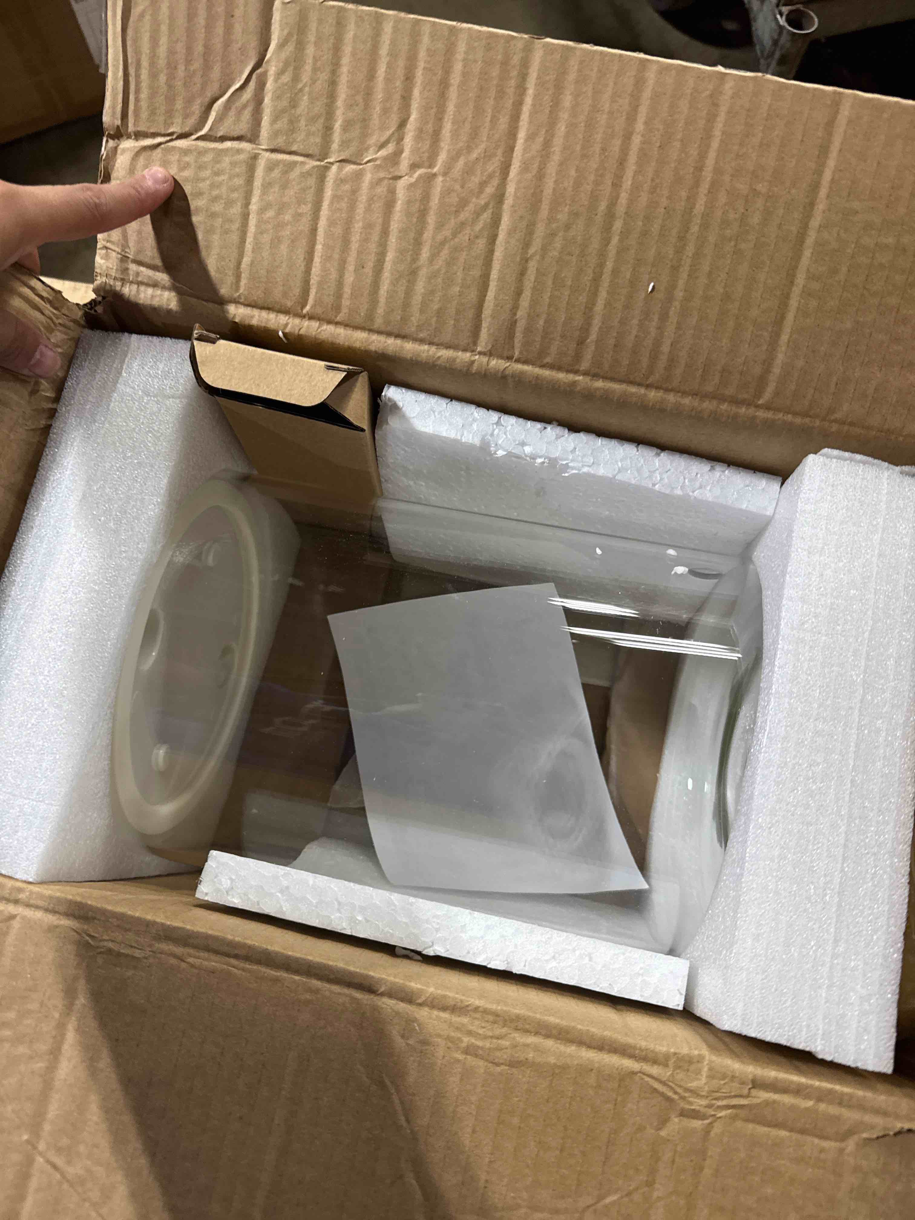 https://s3.amazonaws.com/lotting-images-prod/phillipi/TEA3364897_1757005679876.jpeg