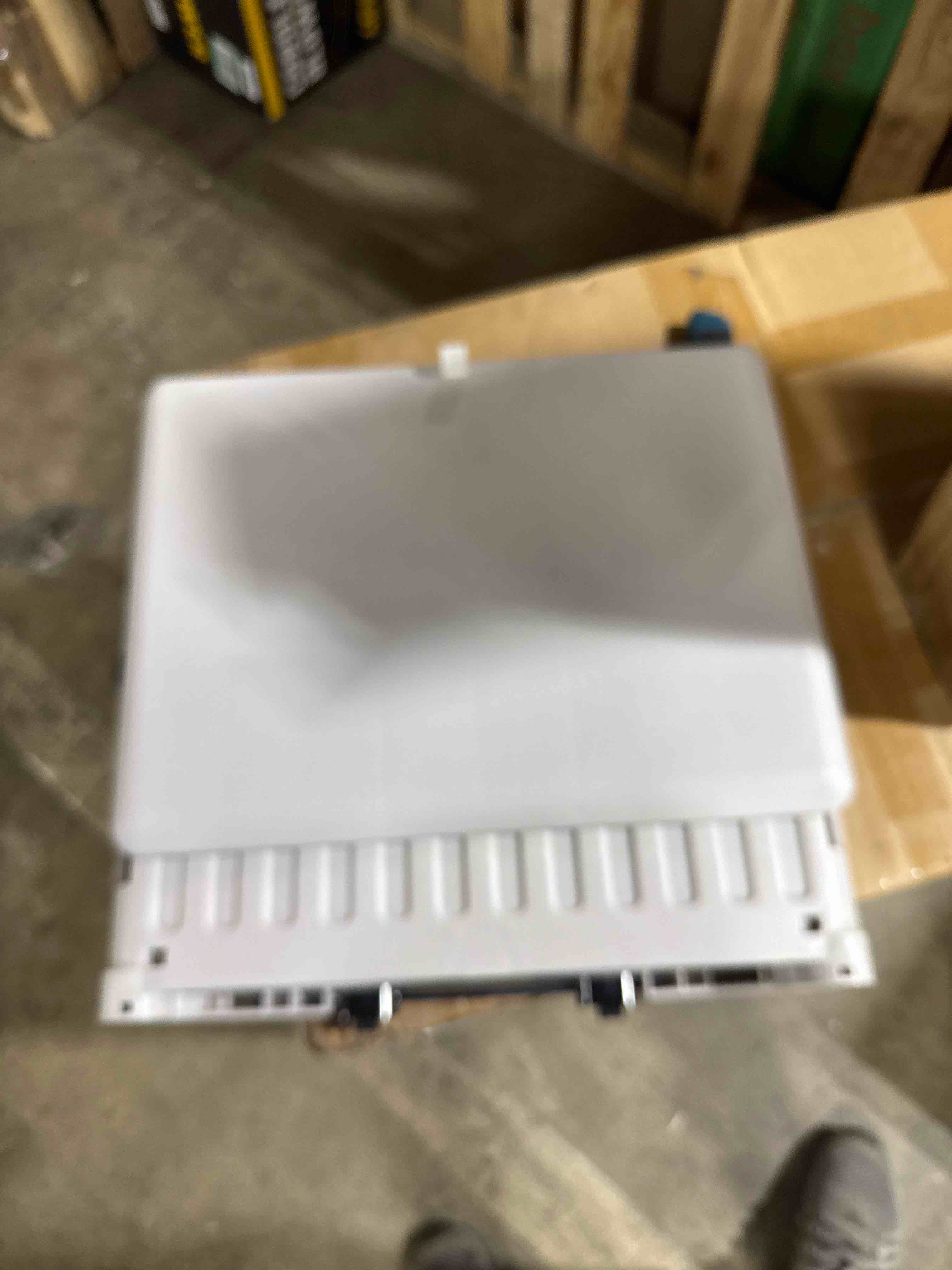 https://s3.amazonaws.com/lotting-images-prod/phillipi/TEA3364899_1757006118705.jpeg
