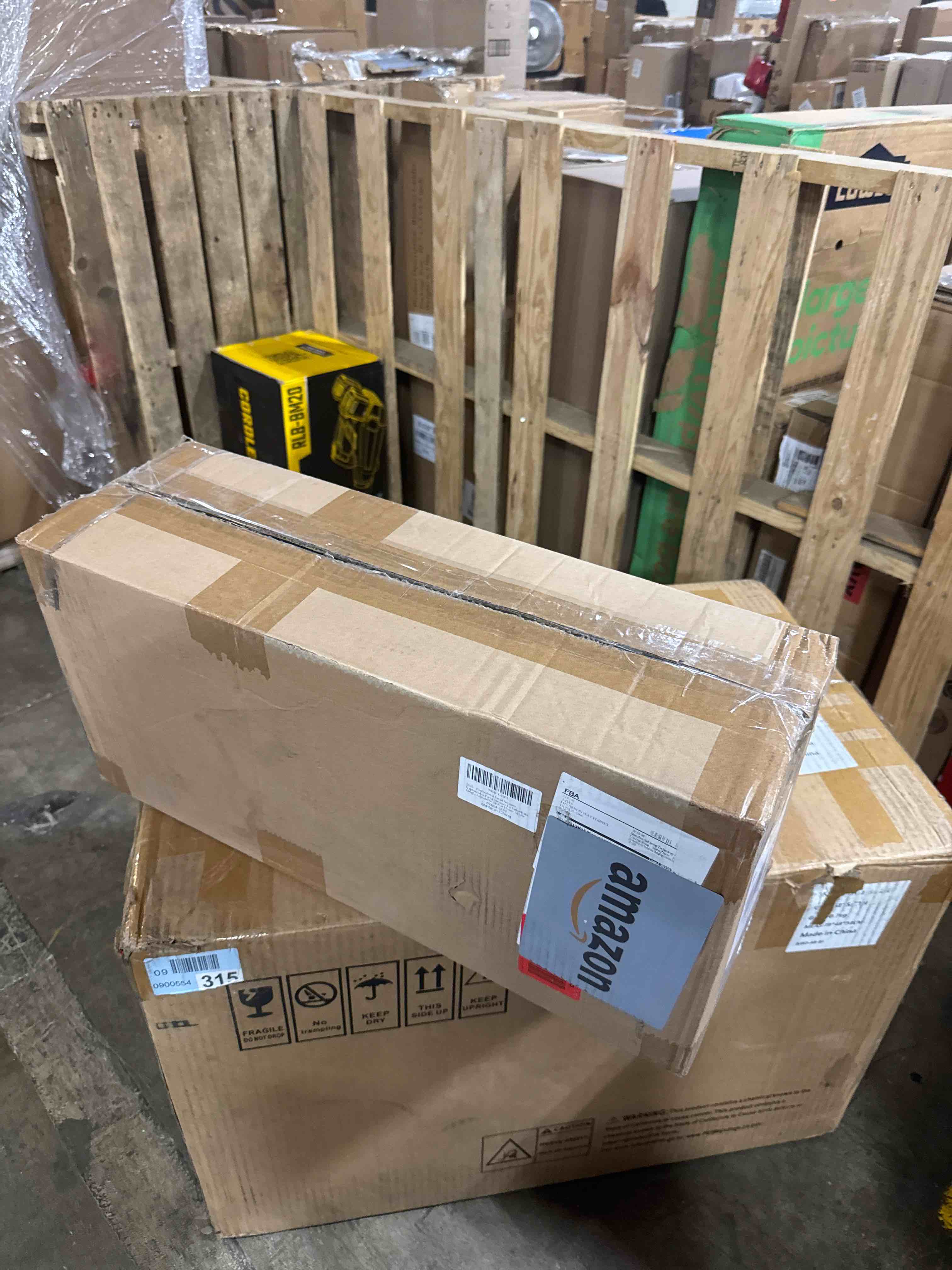 https://s3.amazonaws.com/lotting-images-prod/phillipi/TEA3364901_1757006511813.jpeg