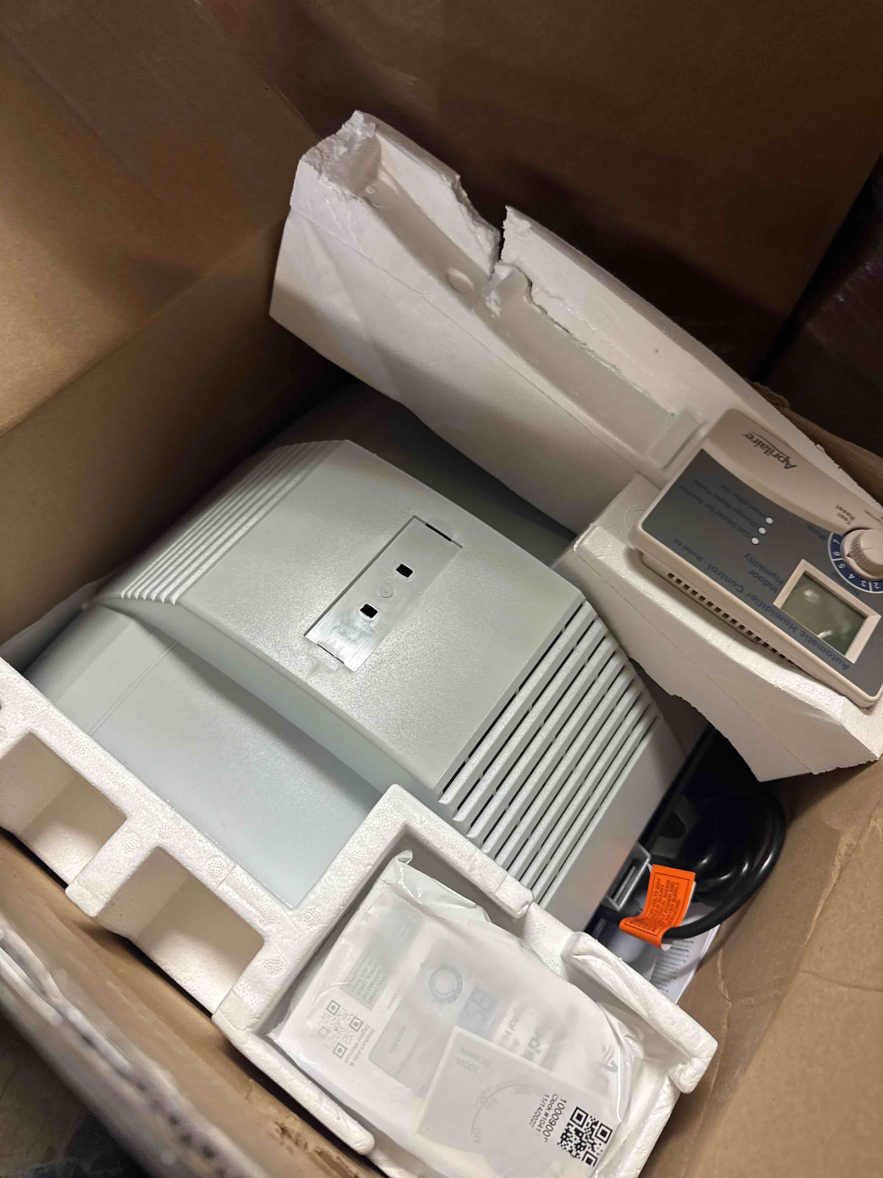 https://s3.amazonaws.com/lotting-images-prod/phillipi/TEA3364968_1757174435715.jpeg