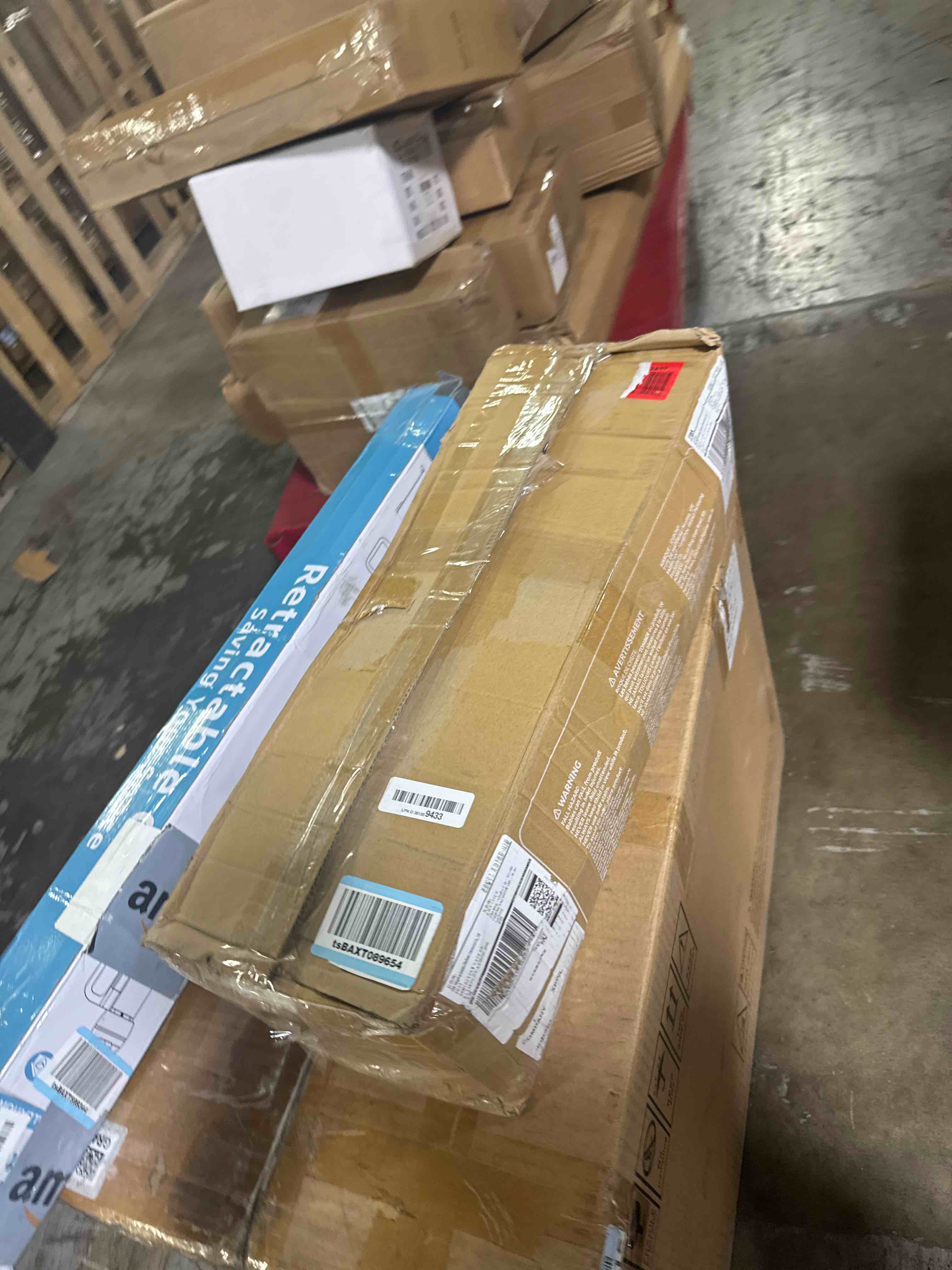 https://s3.amazonaws.com/lotting-images-prod/phillipi/TEA3365070_1757529313997.jpeg