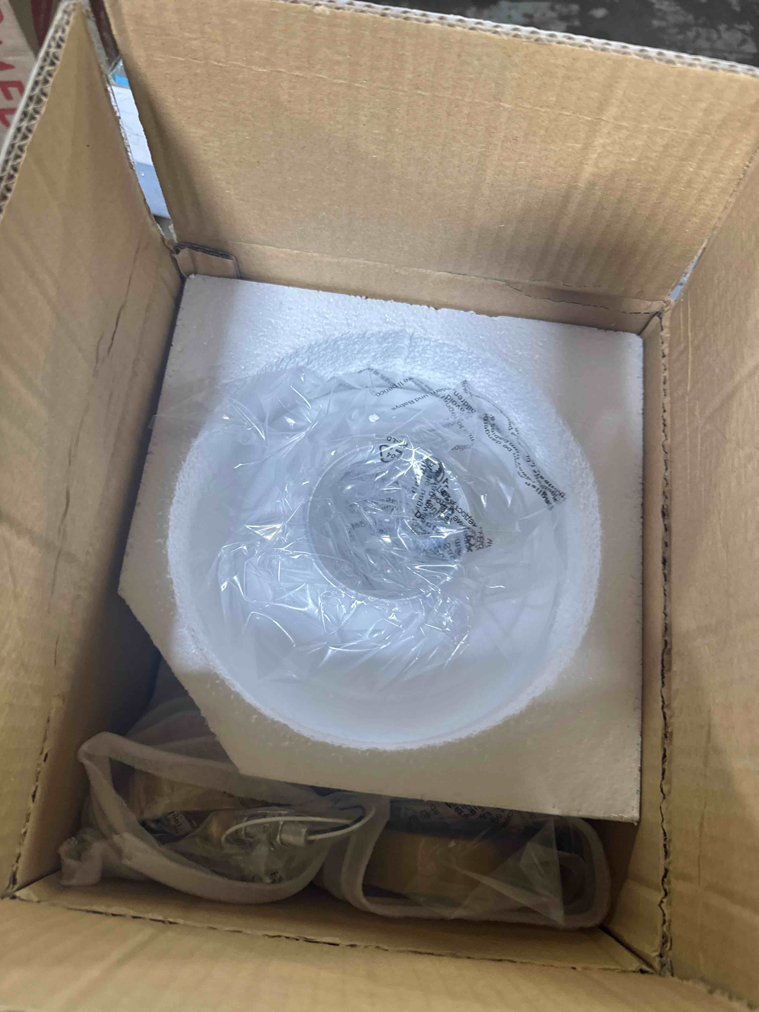 https://s3.amazonaws.com/lotting-images-prod/phillipi/TEA3365072_1757529471573.jpeg
