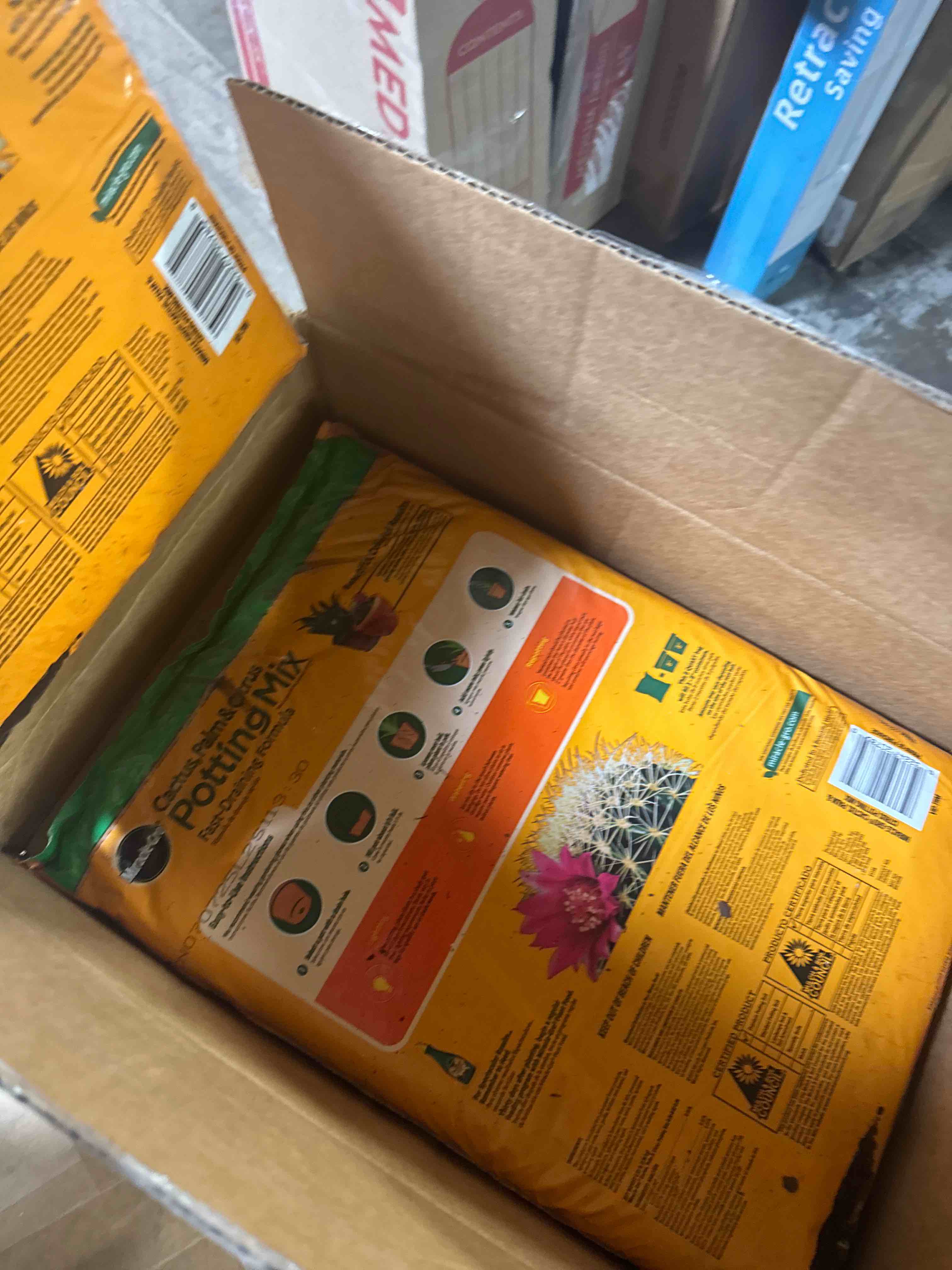https://s3.amazonaws.com/lotting-images-prod/phillipi/TEA3365075_1757529777745.jpeg
