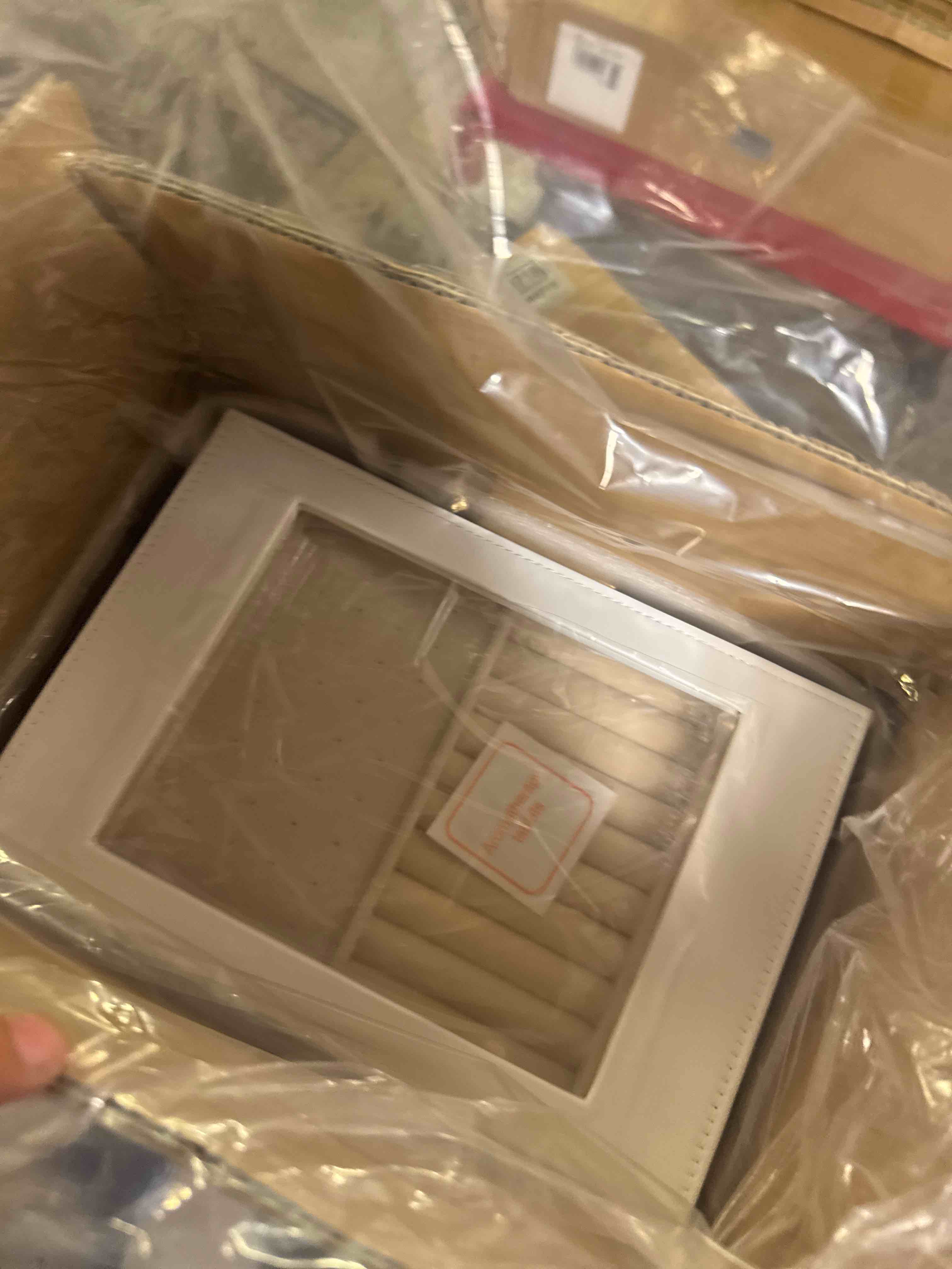 https://s3.amazonaws.com/lotting-images-prod/phillipi/TEA3365088_1757532734849.jpeg