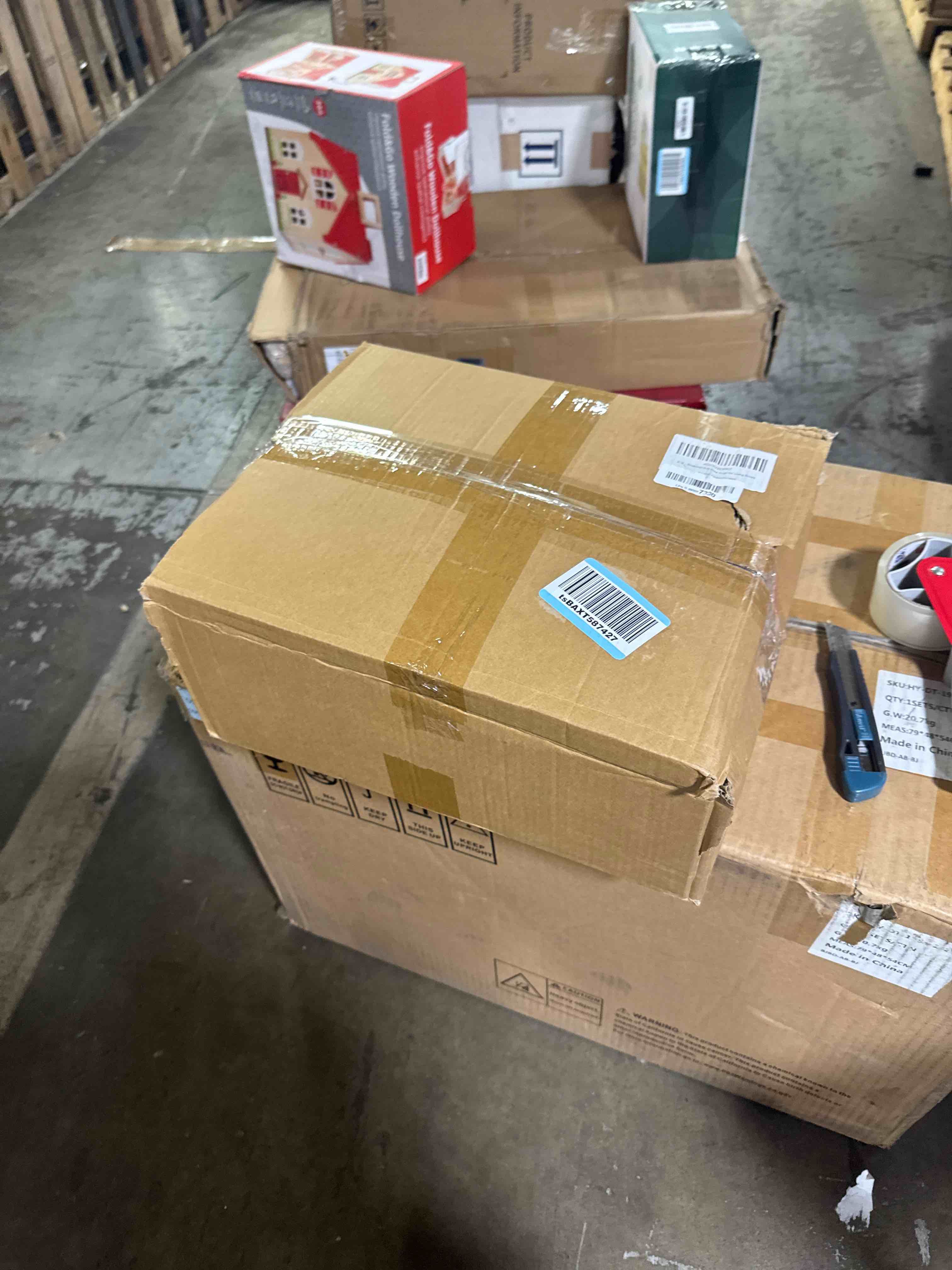 https://s3.amazonaws.com/lotting-images-prod/phillipi/TEA3365091_1757532950042.jpeg