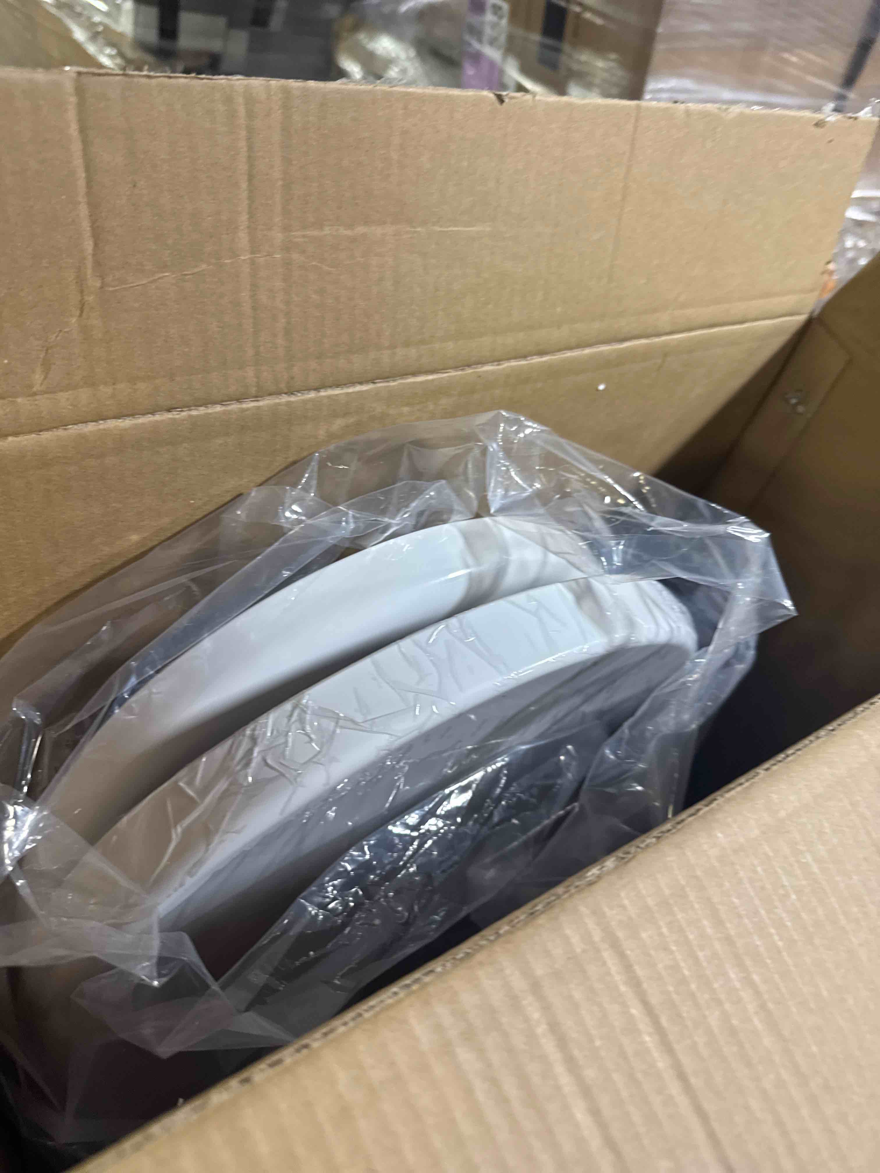https://s3.amazonaws.com/lotting-images-prod/phillipi/TEA3365093_1757533285280.jpeg