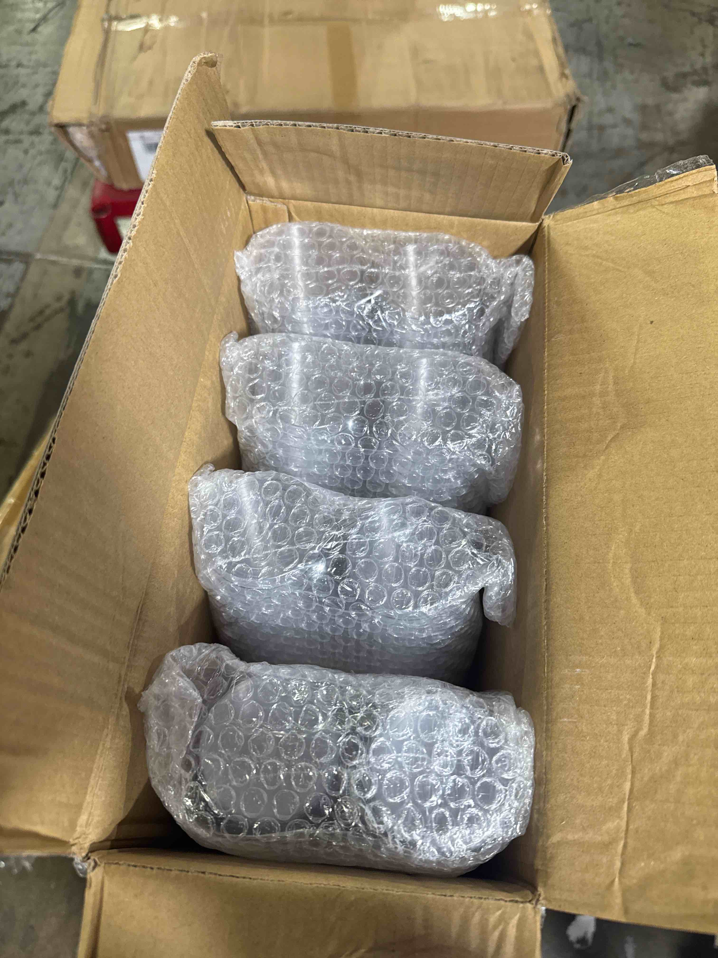 https://s3.amazonaws.com/lotting-images-prod/phillipi/TEA3365095_1757533366252.jpeg