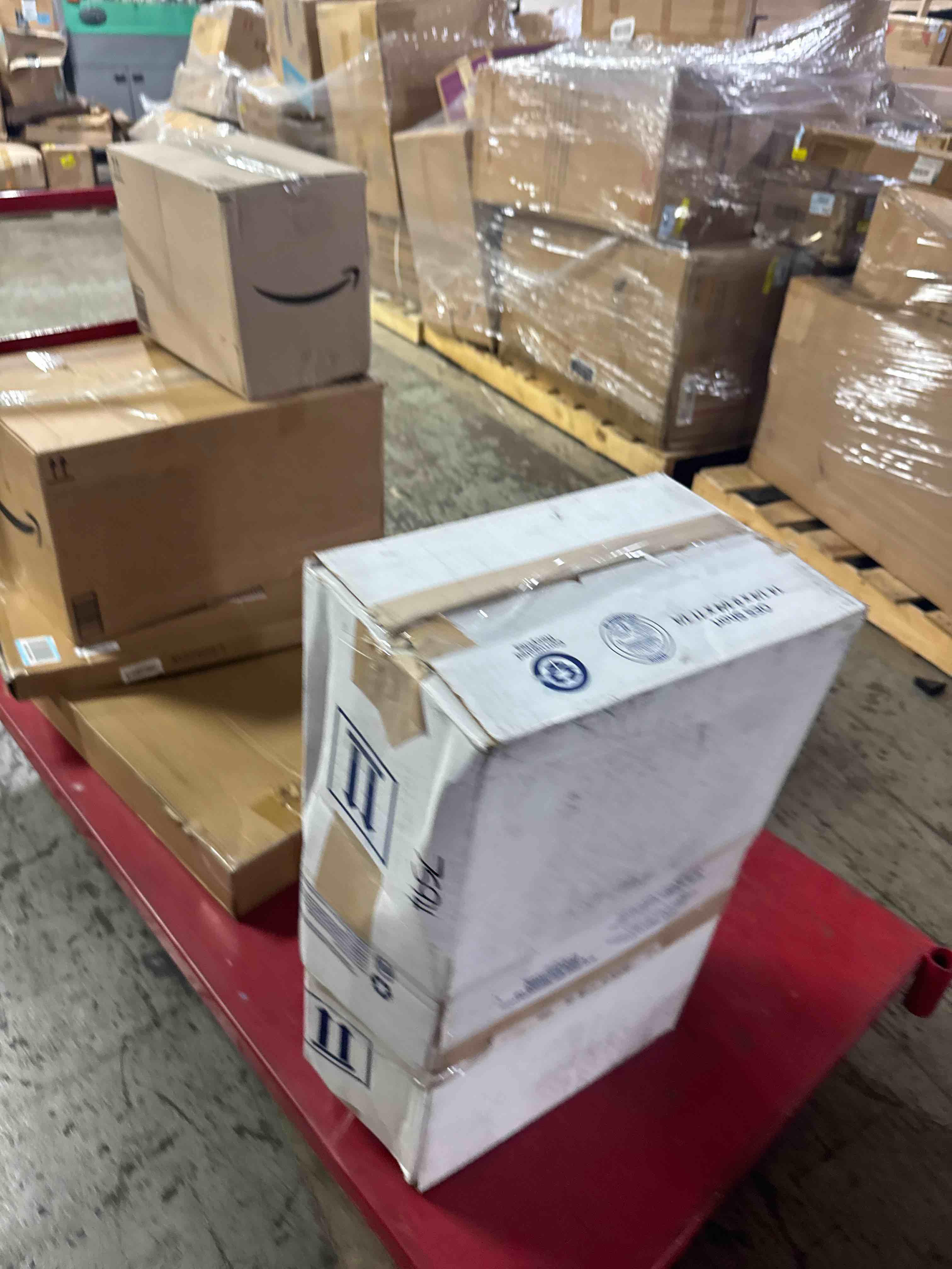 https://s3.amazonaws.com/lotting-images-prod/phillipi/TEA3365098_1757534013932.jpeg