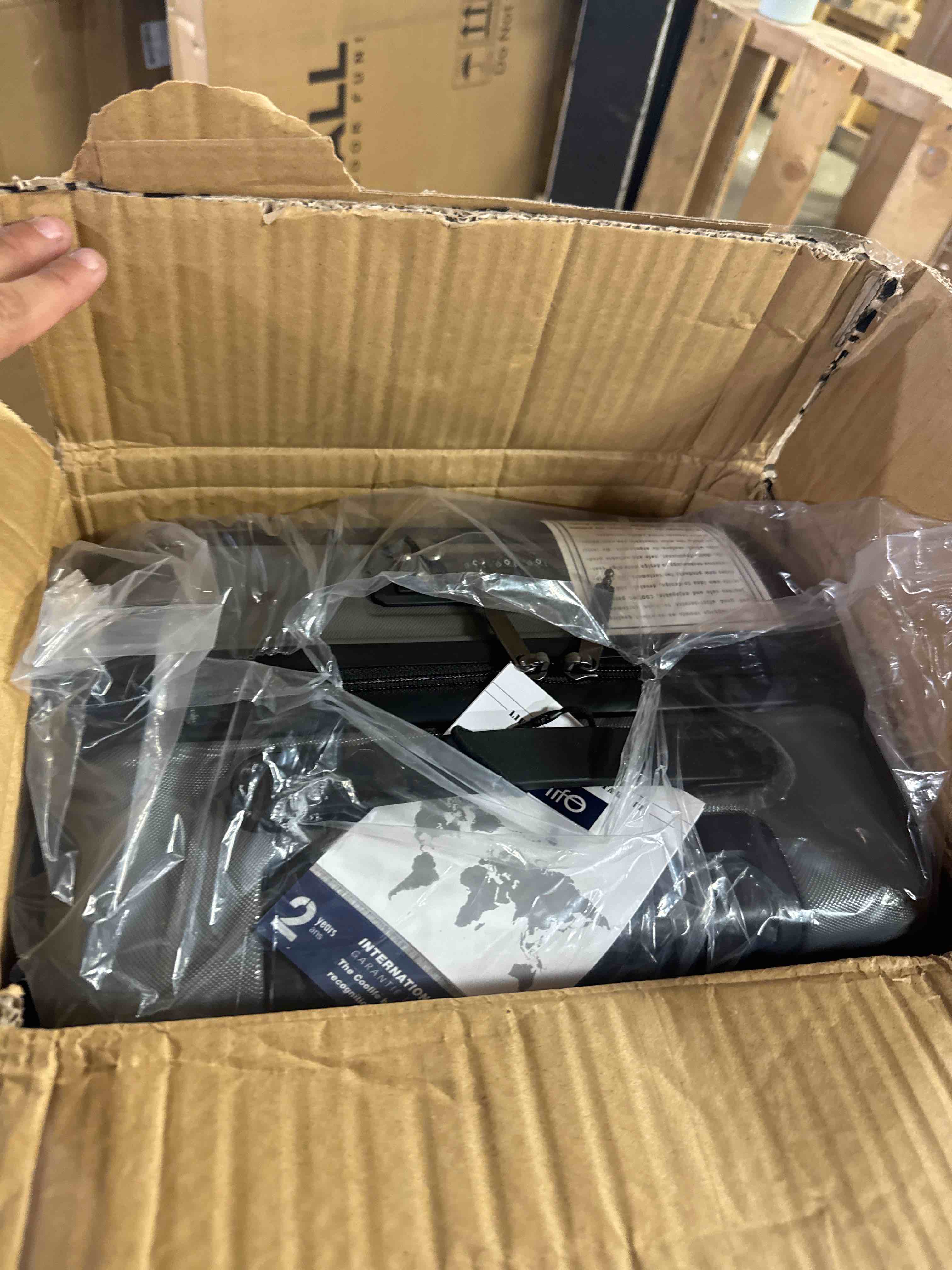 https://s3.amazonaws.com/lotting-images-prod/phillipi/TEA3365104_1757535435588.jpeg