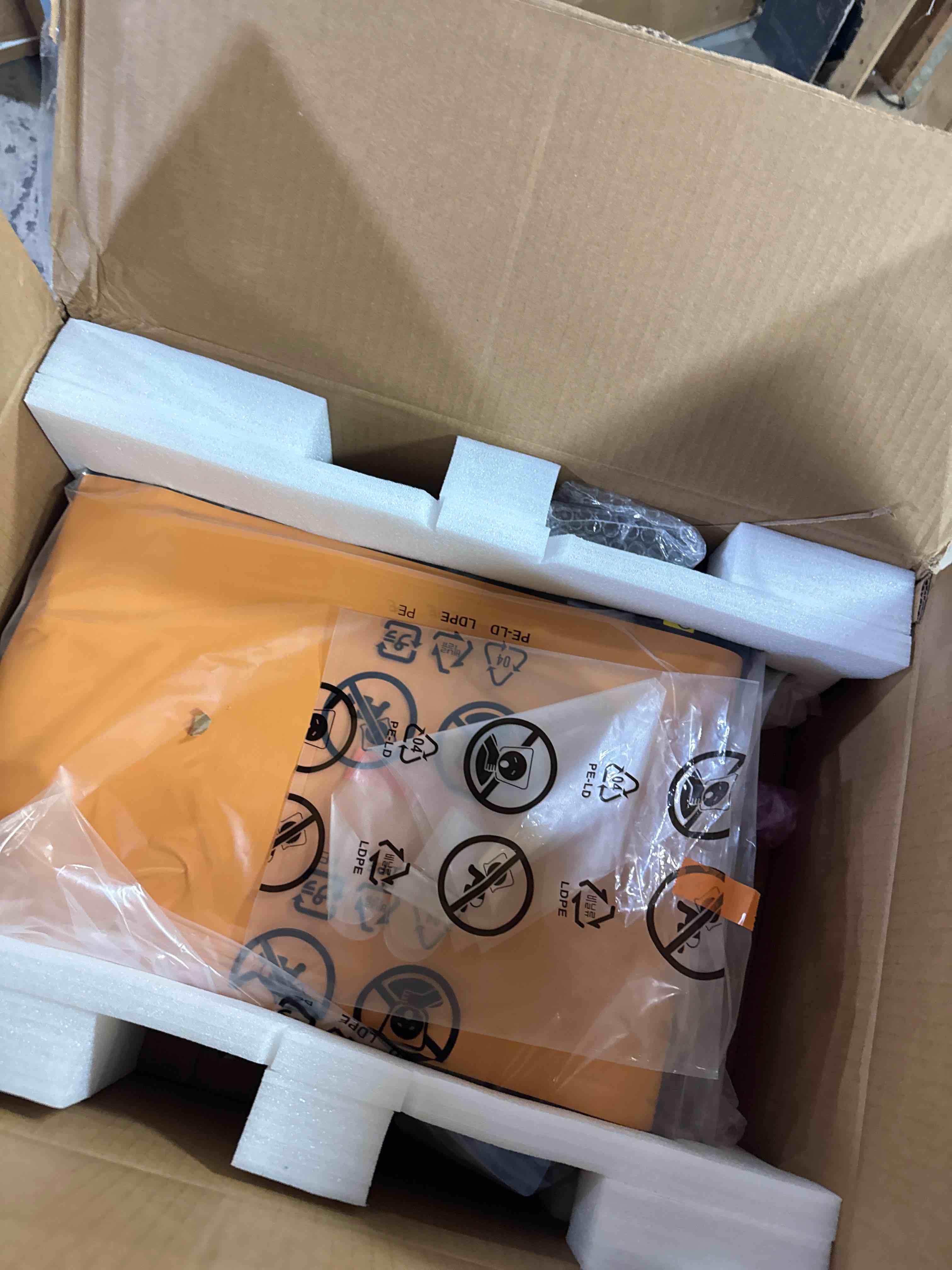 https://s3.amazonaws.com/lotting-images-prod/phillipi/TEA3365105_1757535504260.jpeg