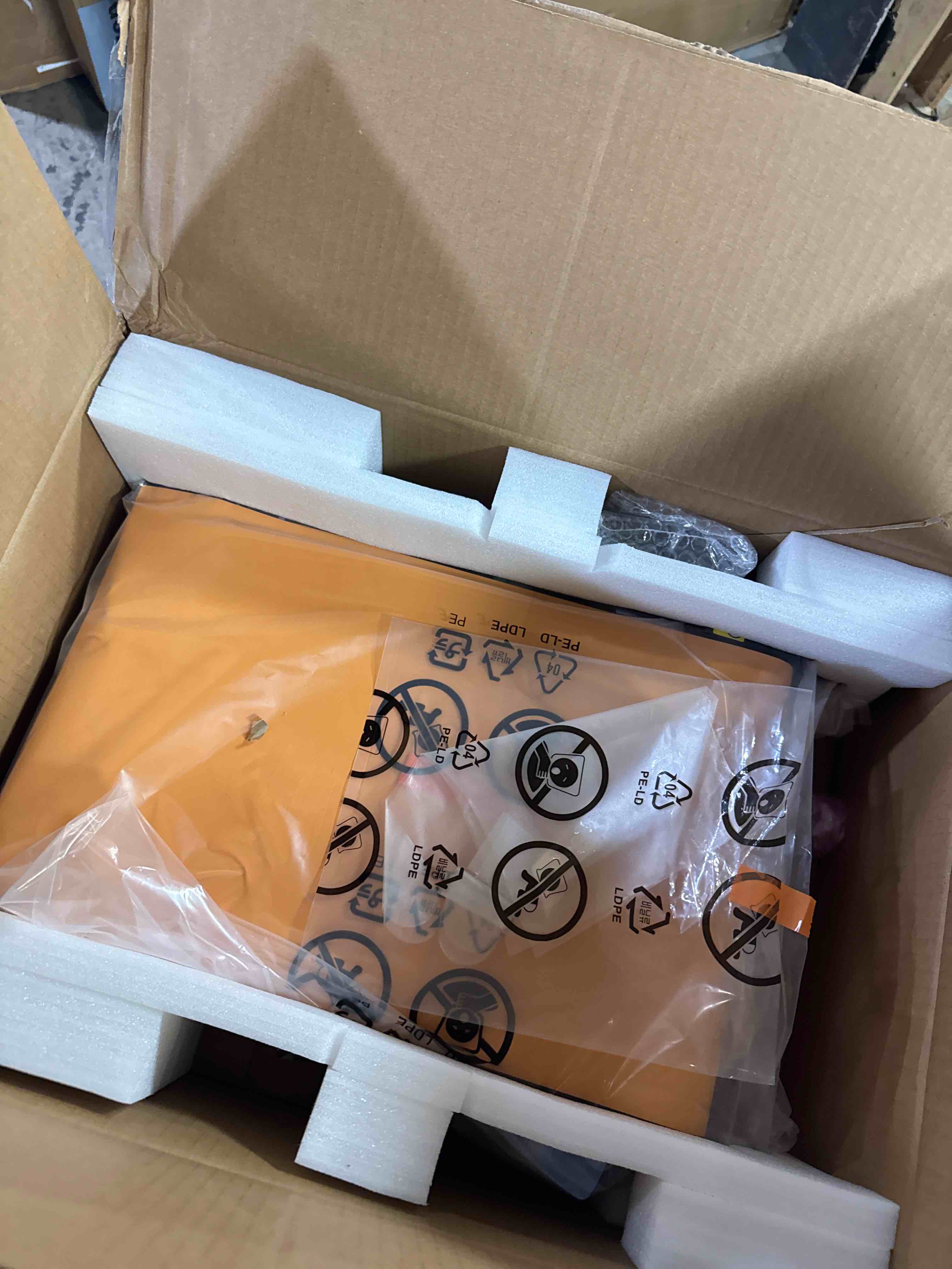 https://s3.amazonaws.com/lotting-images-prod/phillipi/TEA3365105_1757535505013.jpeg