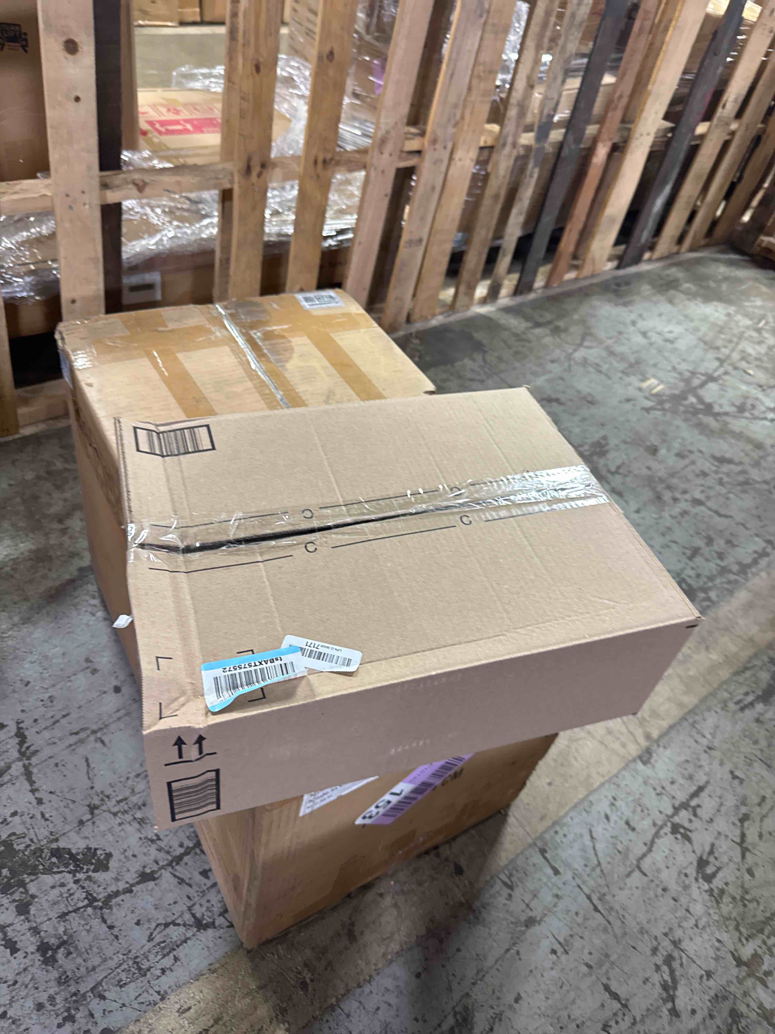 https://s3.amazonaws.com/lotting-images-prod/phillipi/TEA3365110_1757536308401.jpeg
