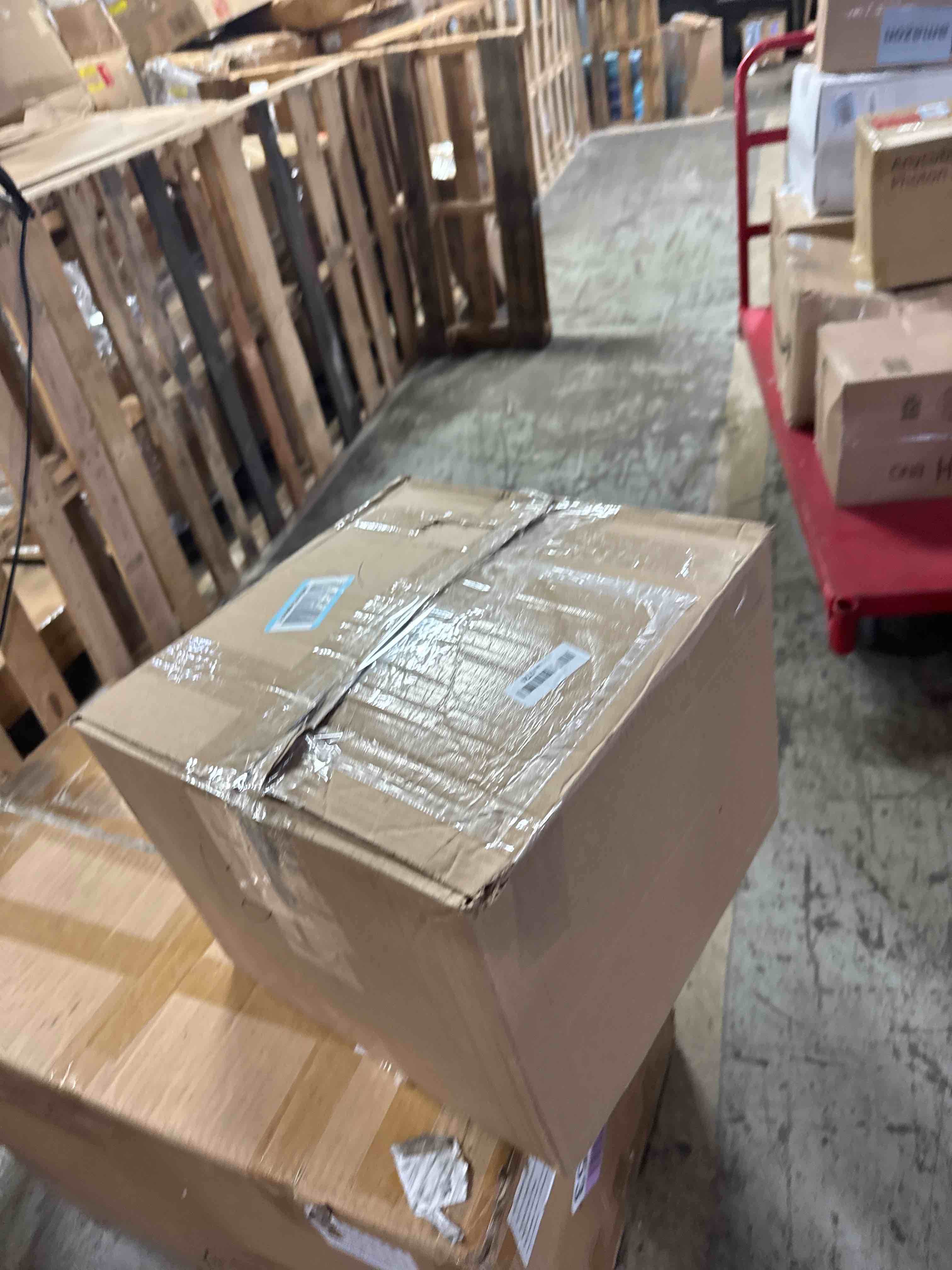 https://s3.amazonaws.com/lotting-images-prod/phillipi/TEA3365112_1757536600777.jpeg