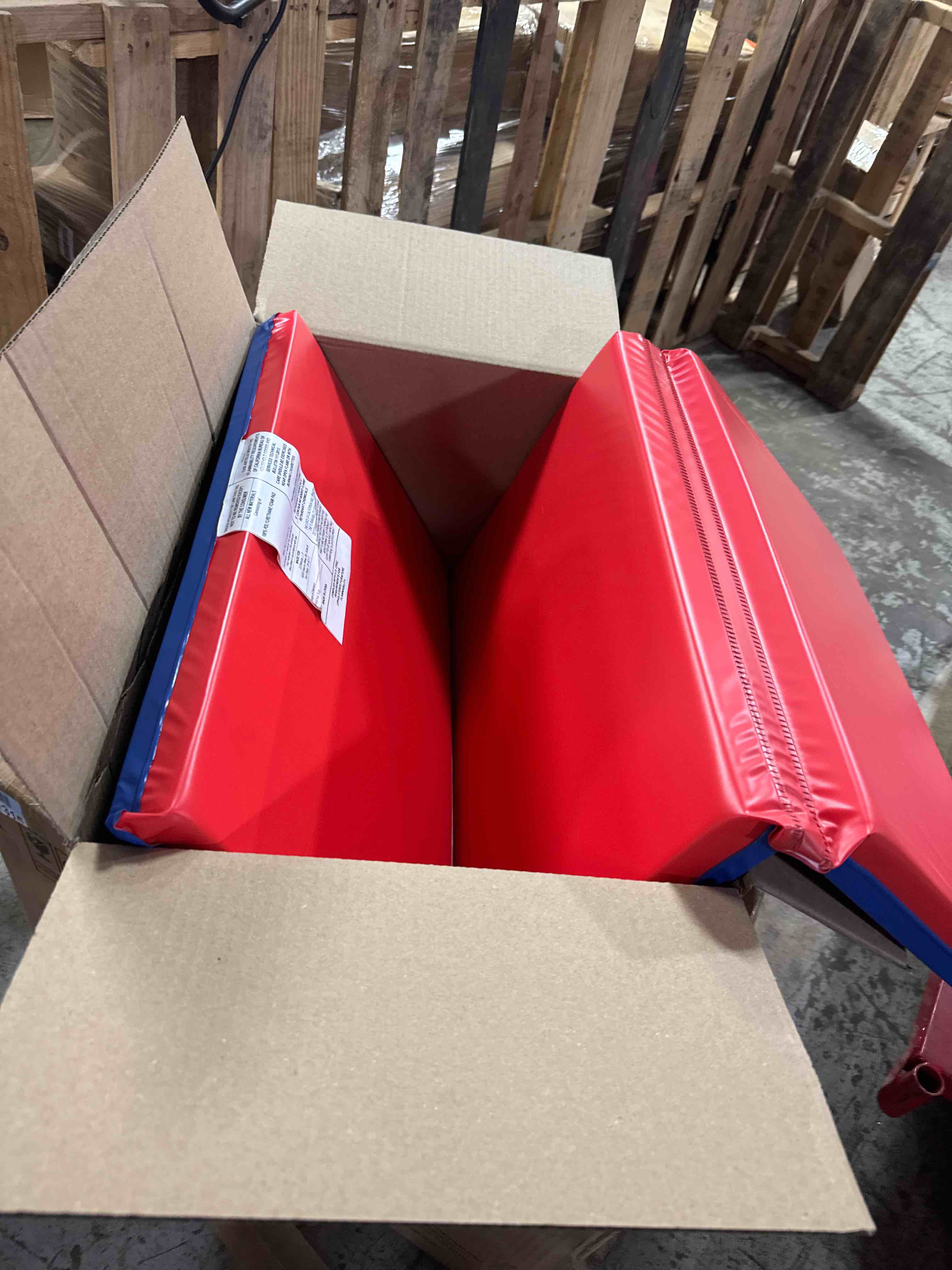 https://s3.amazonaws.com/lotting-images-prod/phillipi/TEA3365118_1757537336629.jpeg