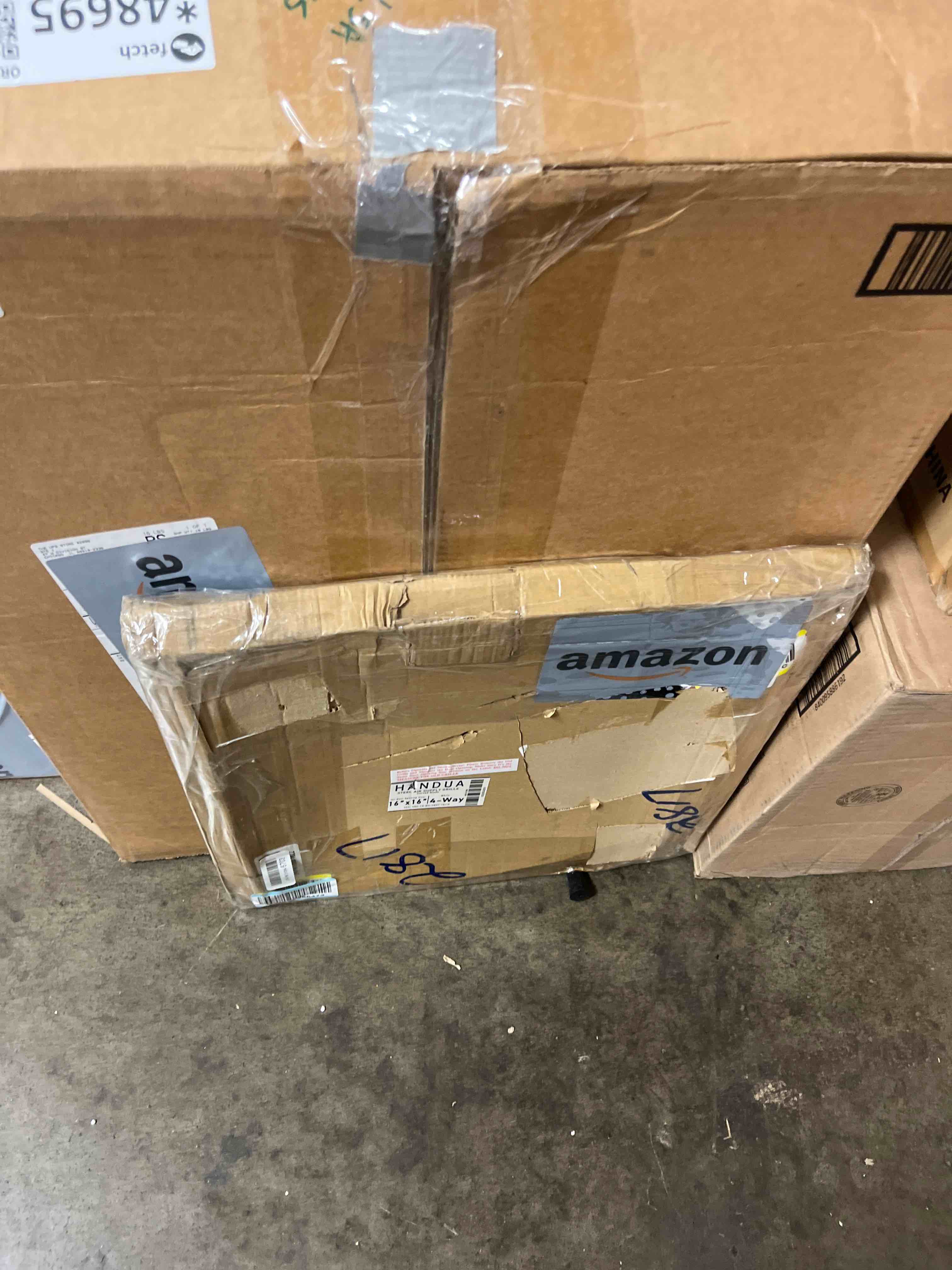 https://s3.amazonaws.com/lotting-images-prod/phillipi/TEA3365198_1758638614339.jpeg