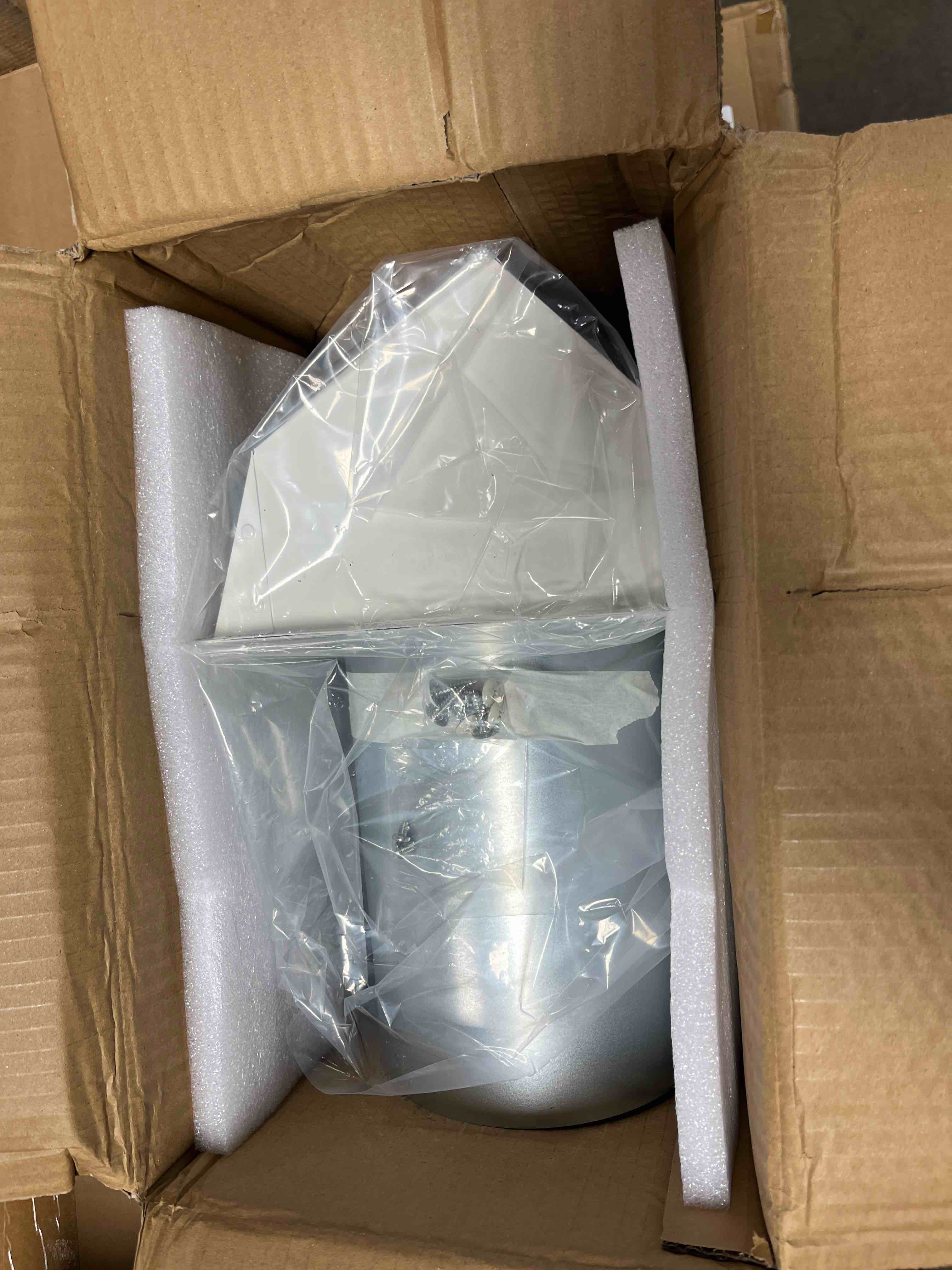 https://s3.amazonaws.com/lotting-images-prod/phillipi/TEA3365200_1758638736489.jpeg