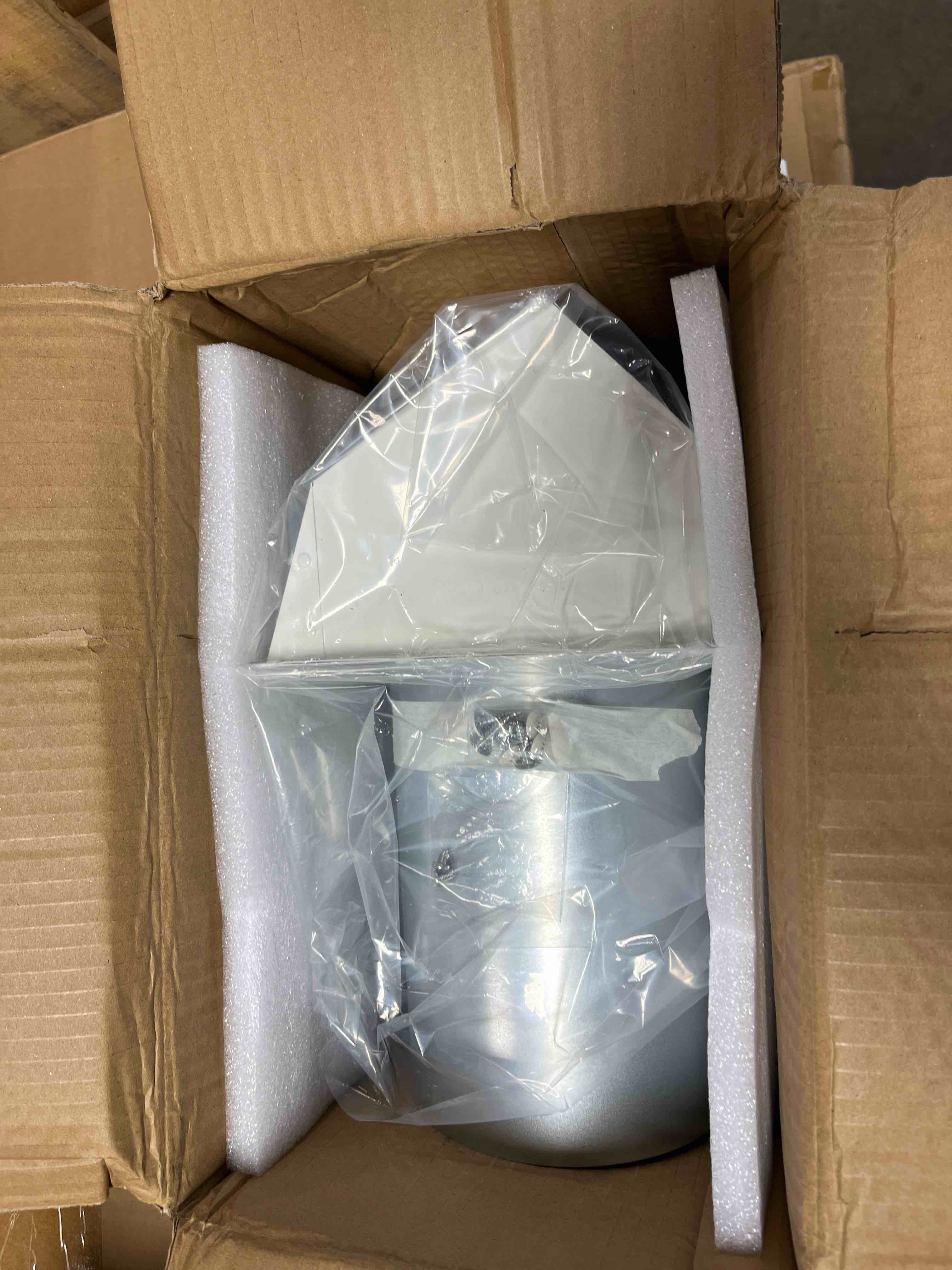 https://s3.amazonaws.com/lotting-images-prod/phillipi/TEA3365200_1758638737523.jpeg