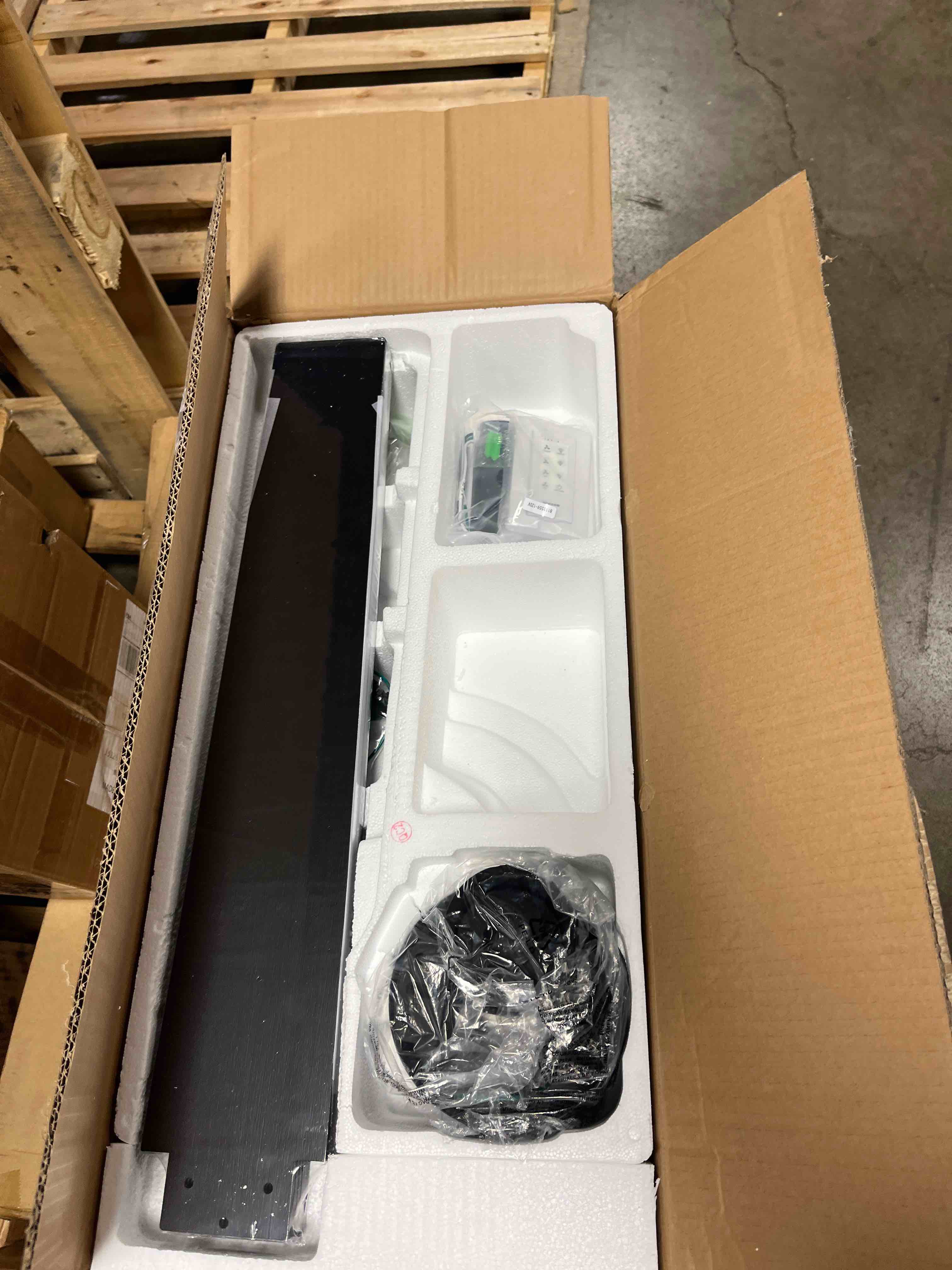 https://s3.amazonaws.com/lotting-images-prod/phillipi/TEA3365215_1758641814308.jpeg
