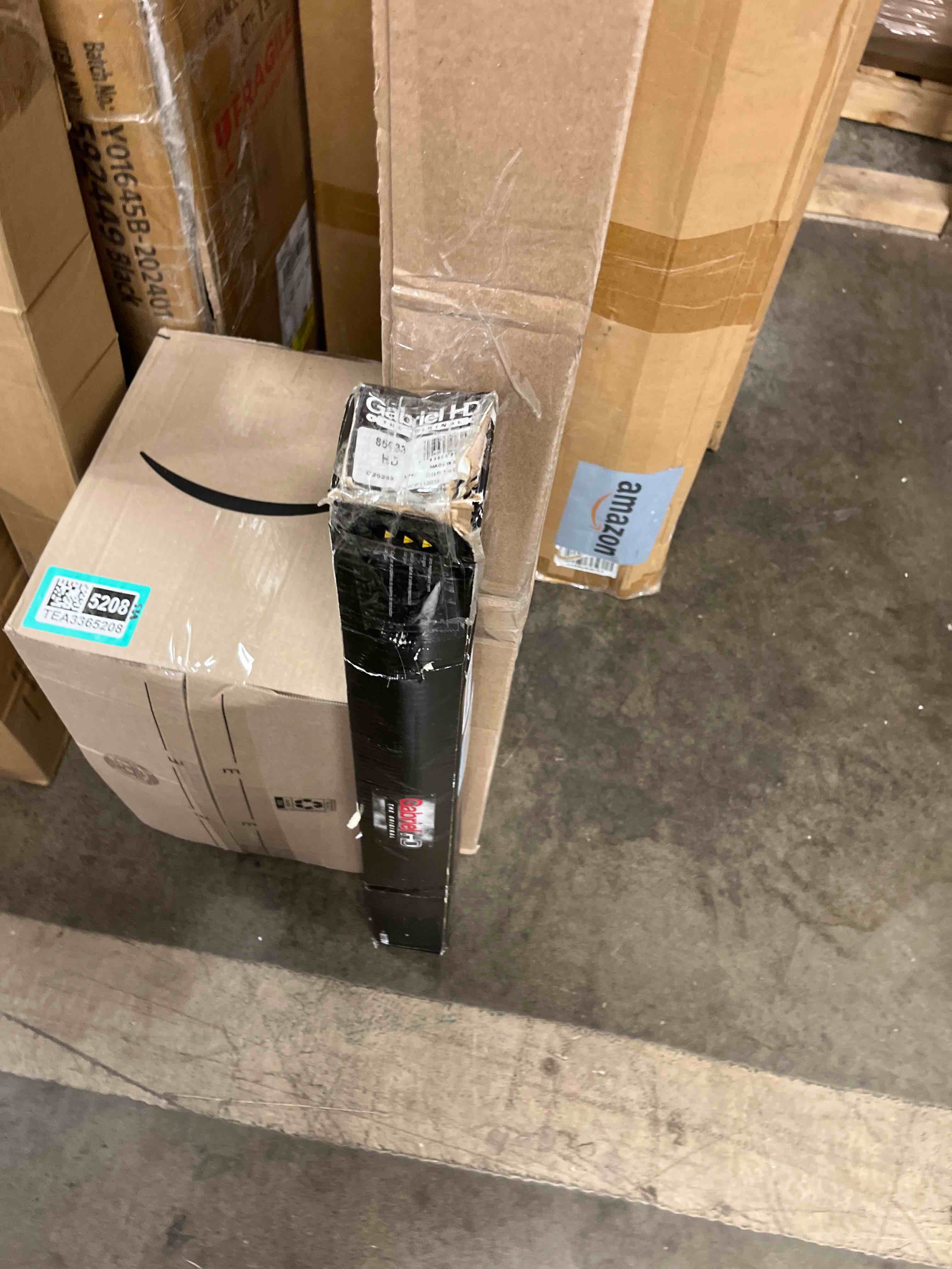 https://s3.amazonaws.com/lotting-images-prod/phillipi/TEA3365220_1758641451576.jpeg