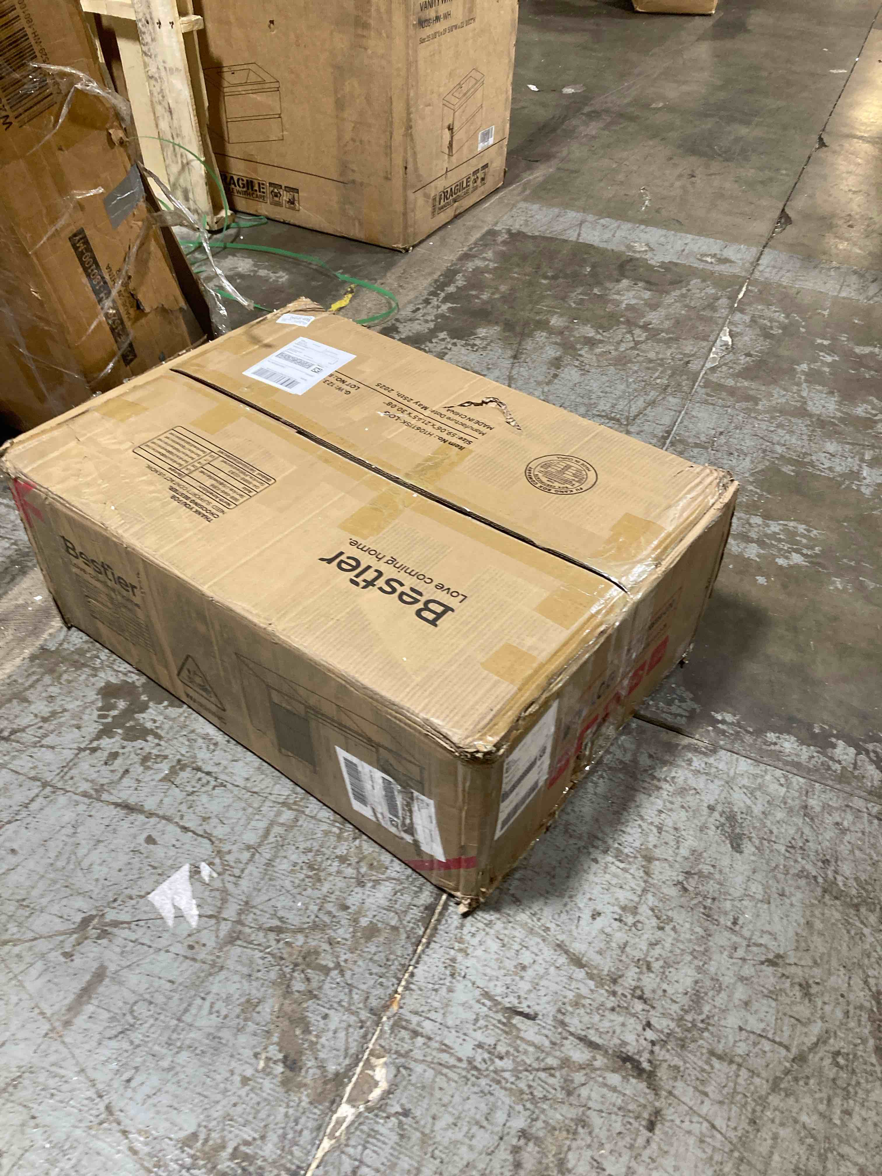 https://s3.amazonaws.com/lotting-images-prod/phillipi/TEA3365271_1758655813362.jpeg