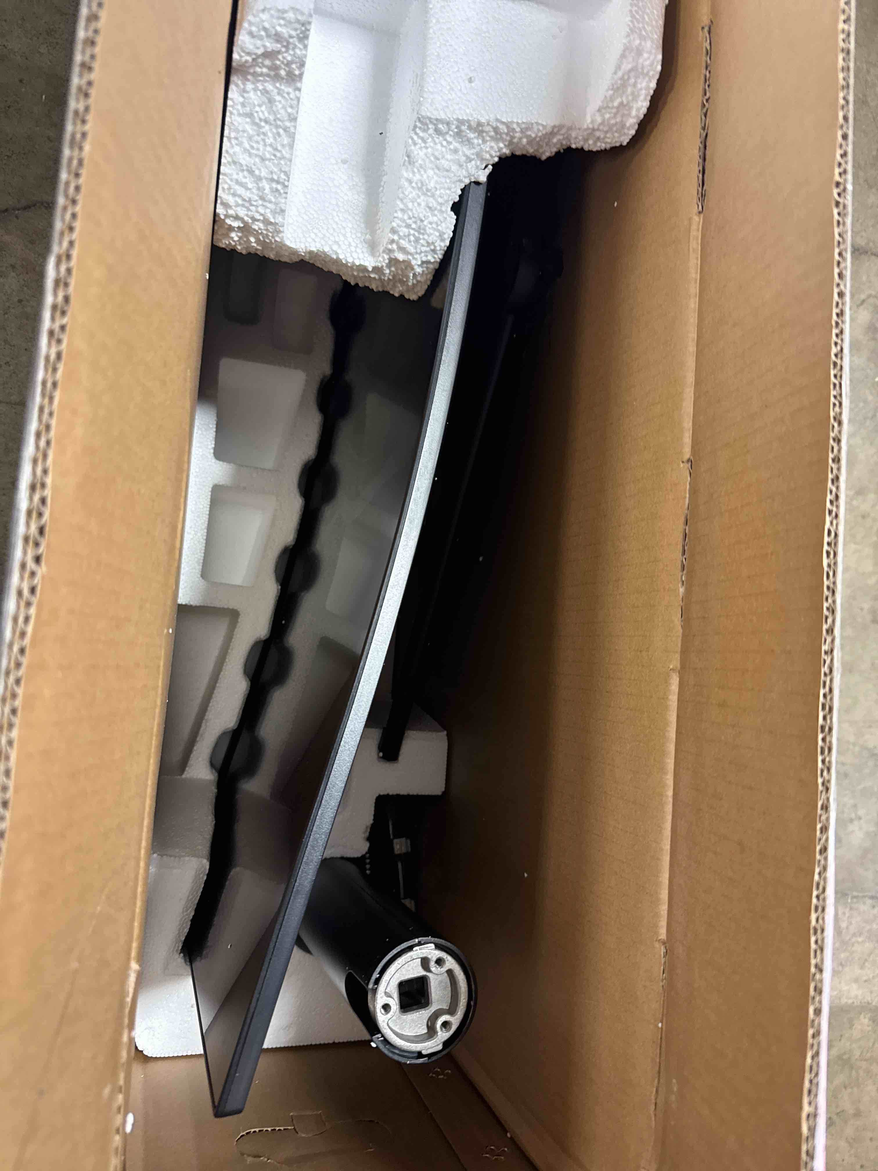 https://s3.amazonaws.com/lotting-images-prod/phillipi/TEA3365332_1758907432727.jpeg