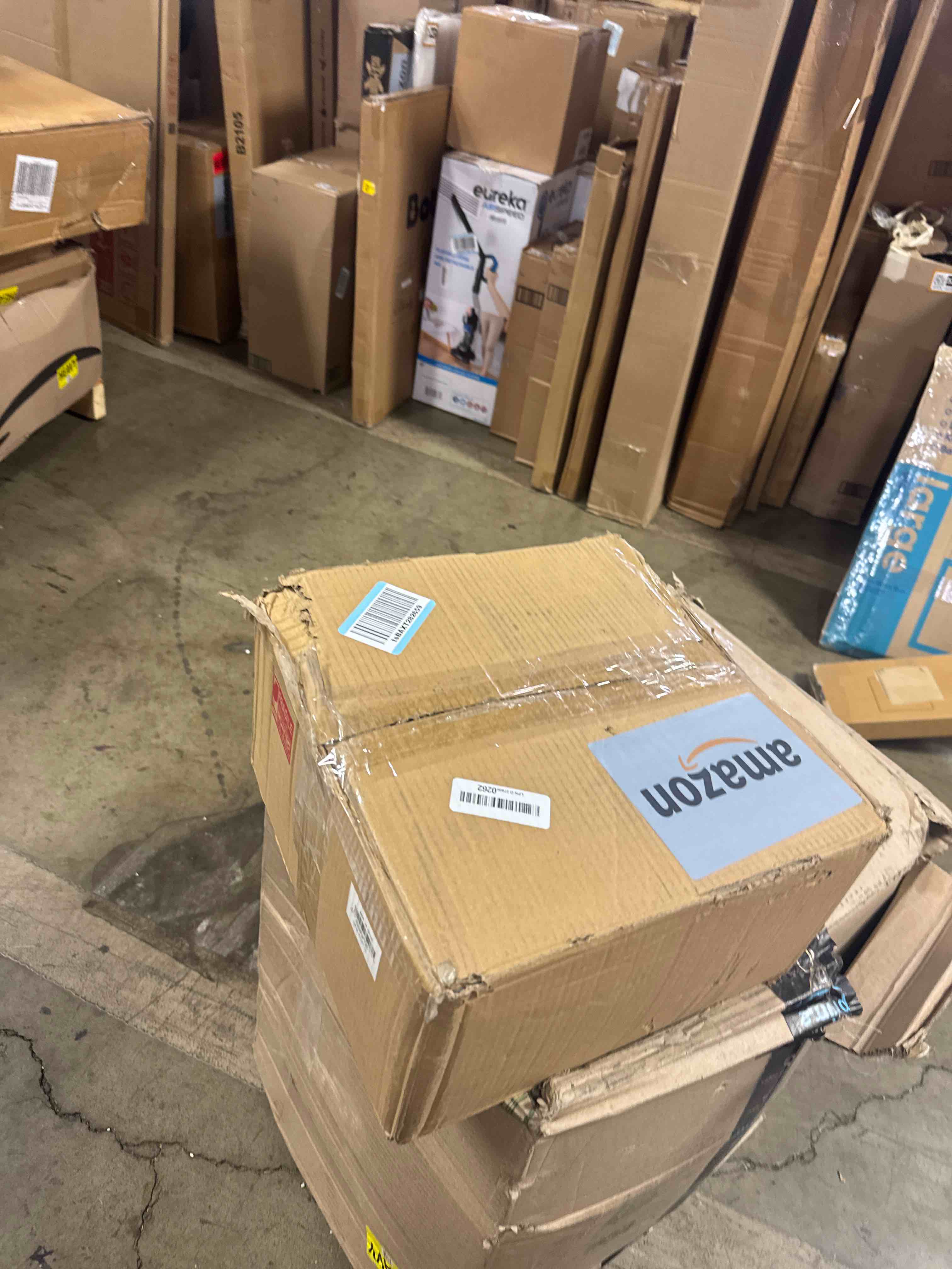 https://s3.amazonaws.com/lotting-images-prod/phillipi/TEA3365348_1758911503484.jpeg